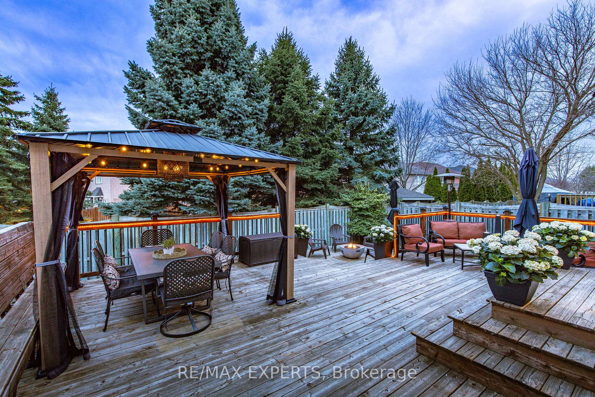 Photo 35 of 95 Princeton Gate, Vaughan, Maple — HOMEH