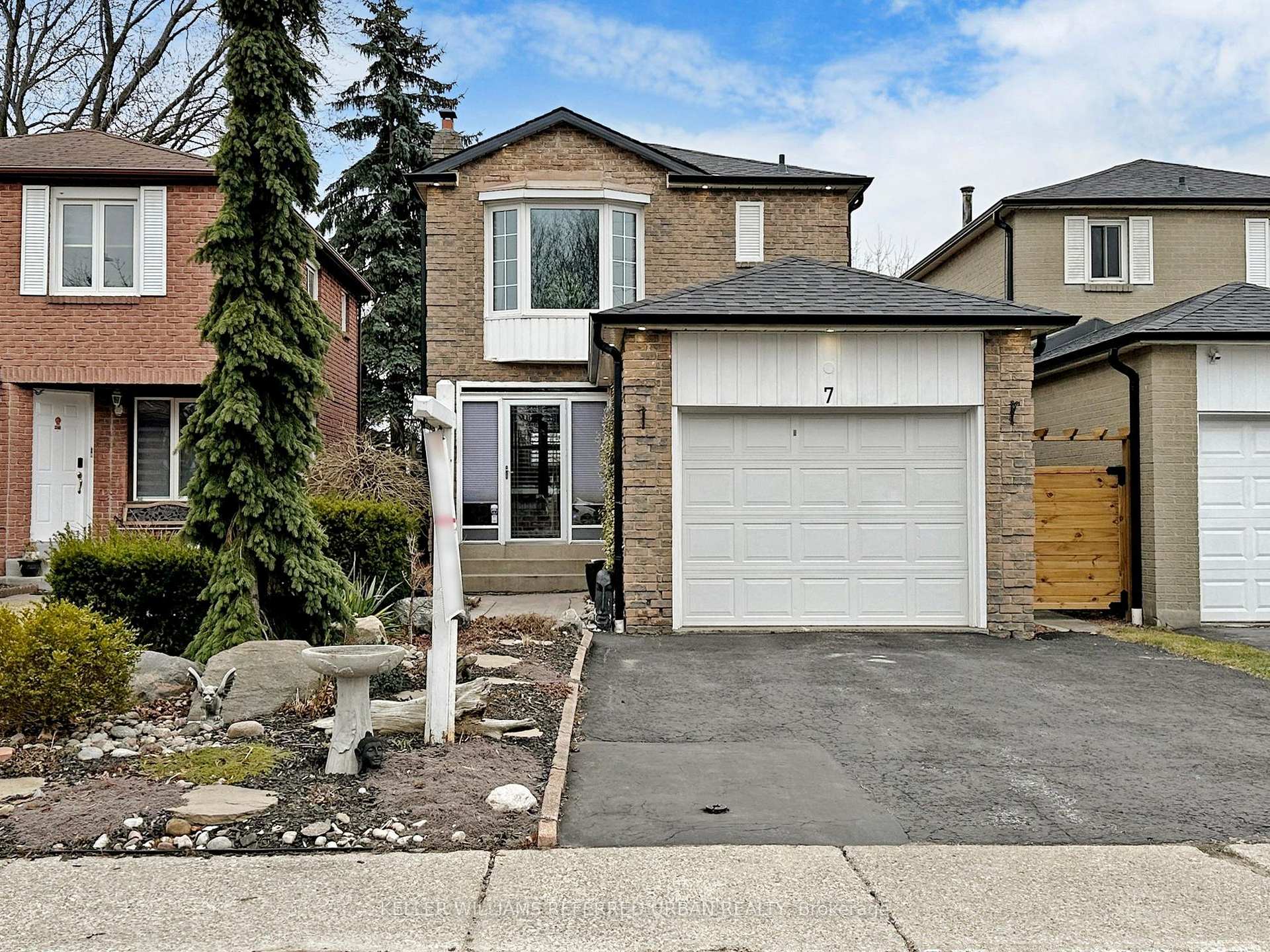 Photo 1 of 7 Millington Crescent, Ajax, Central — HOMEH