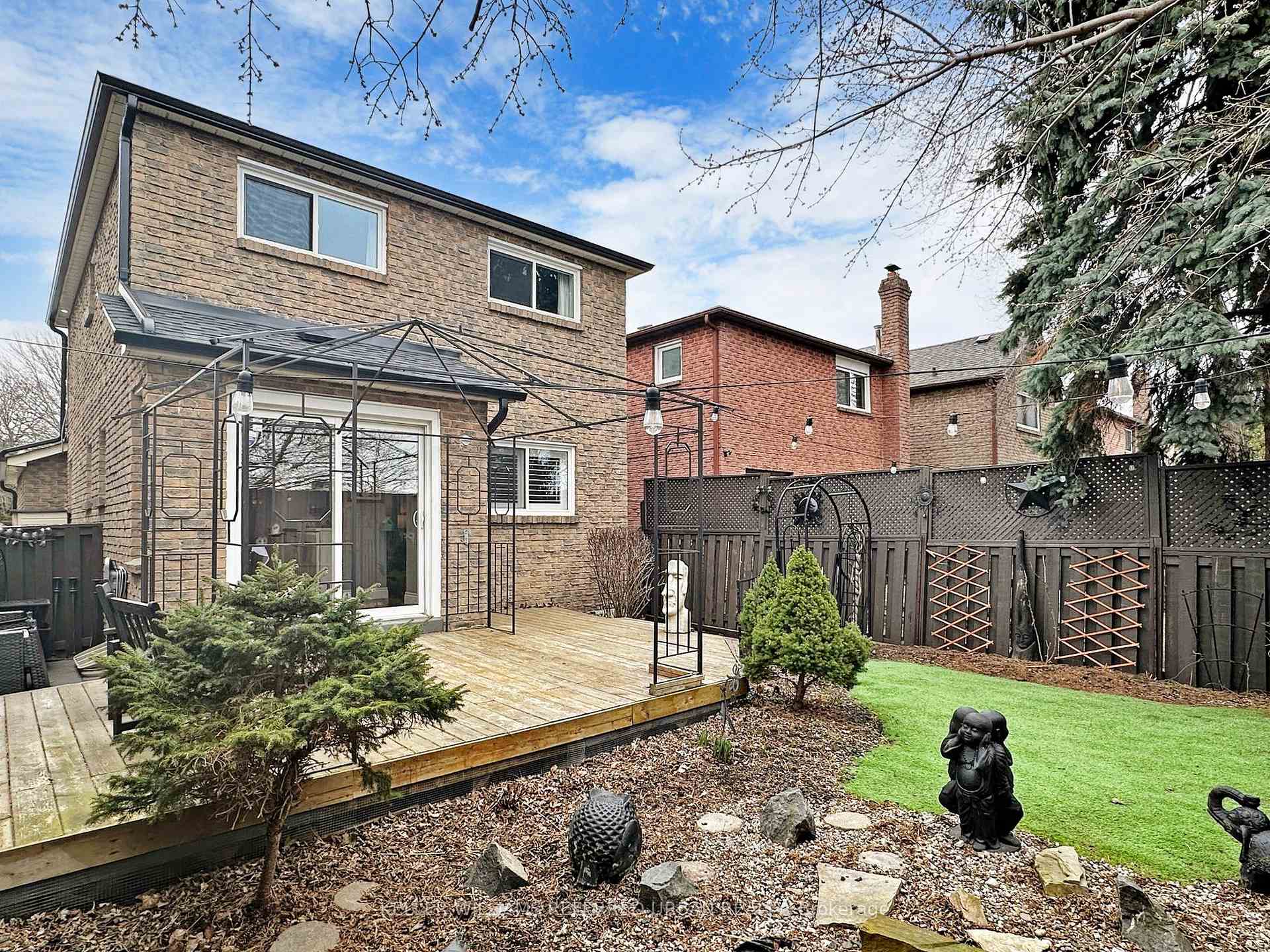 Photo 38 of 7 Millington Crescent, Ajax, Central — HOMEH