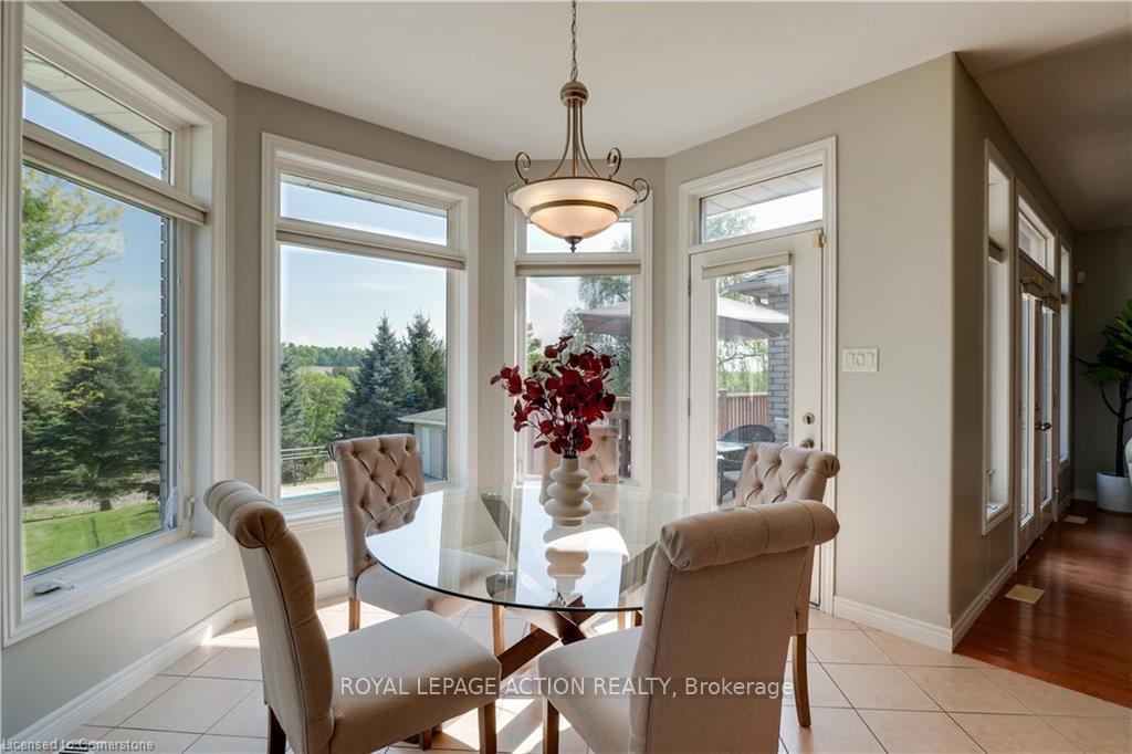 Photo 12 of 95 St. George Road, Brant, Paris — HOMEH