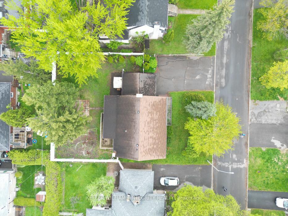 Photo 2 of 1077 Richard Avenue, Ottawa, Billings Bridge — HOMEH