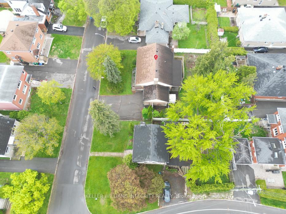 Photo 9 of 1077 Richard Avenue, Ottawa, Billings Bridge — HOMEH