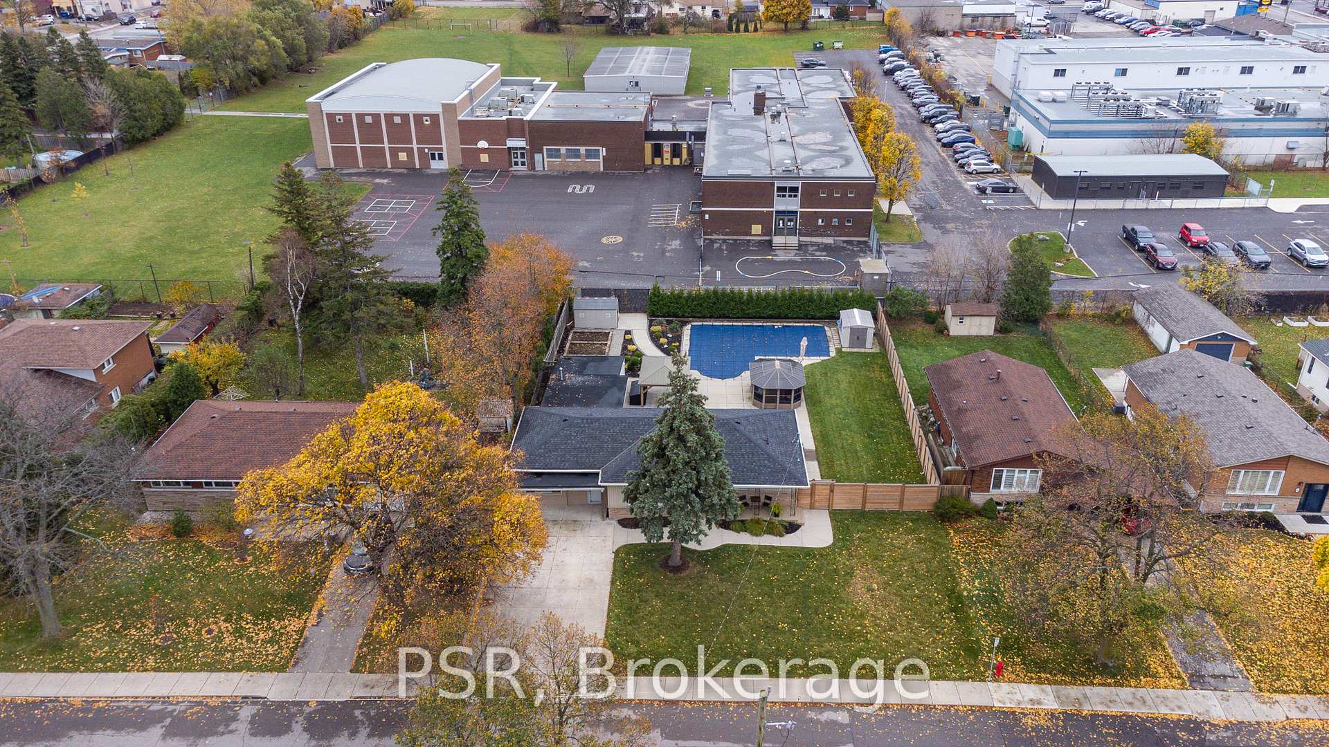 Photo 35 of 55 Deschene Avenue, Hamilton, Greeningdon — HOMEH