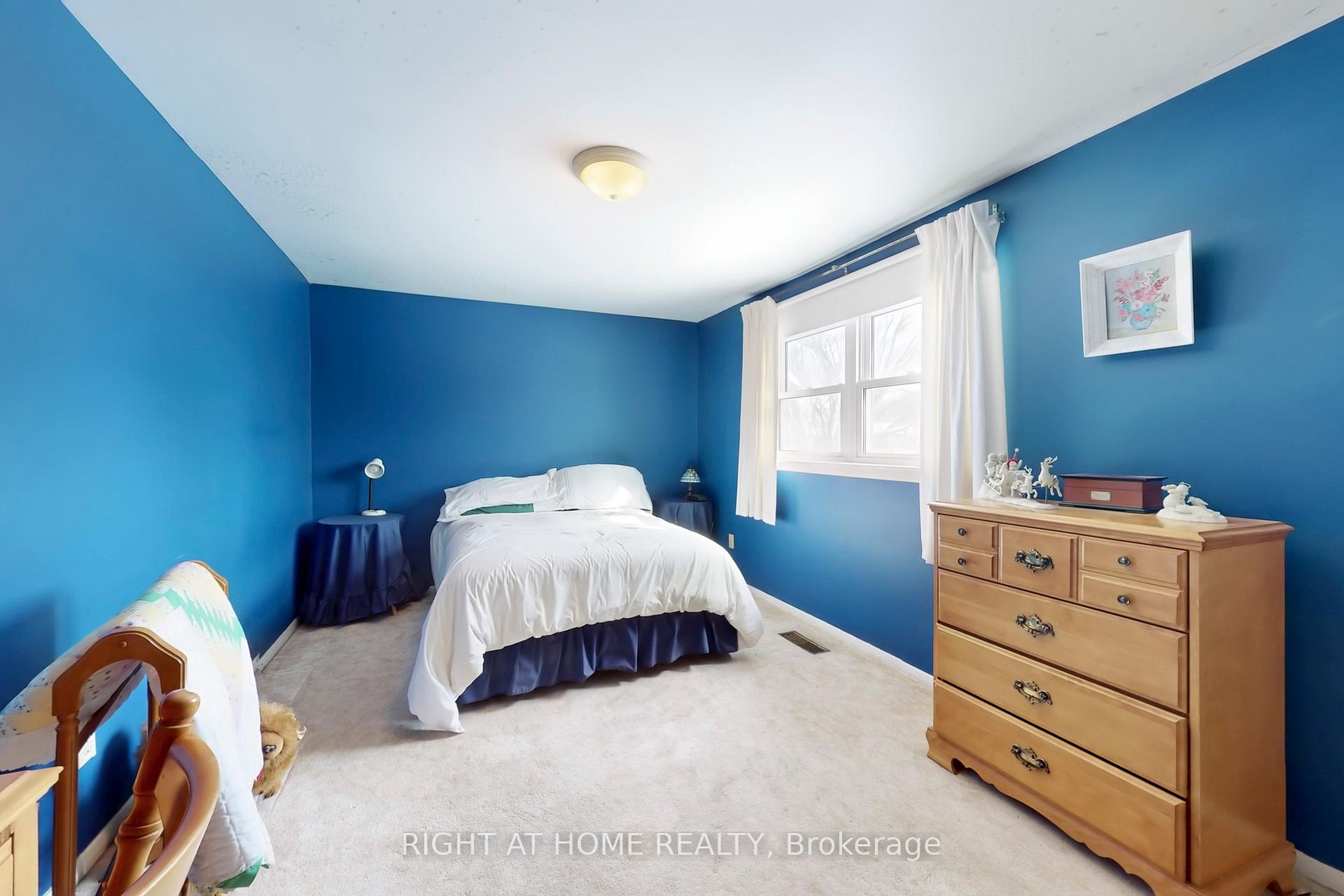 Photo 29 of 56 Carlton Road, Markham, Unionville — HOMEH