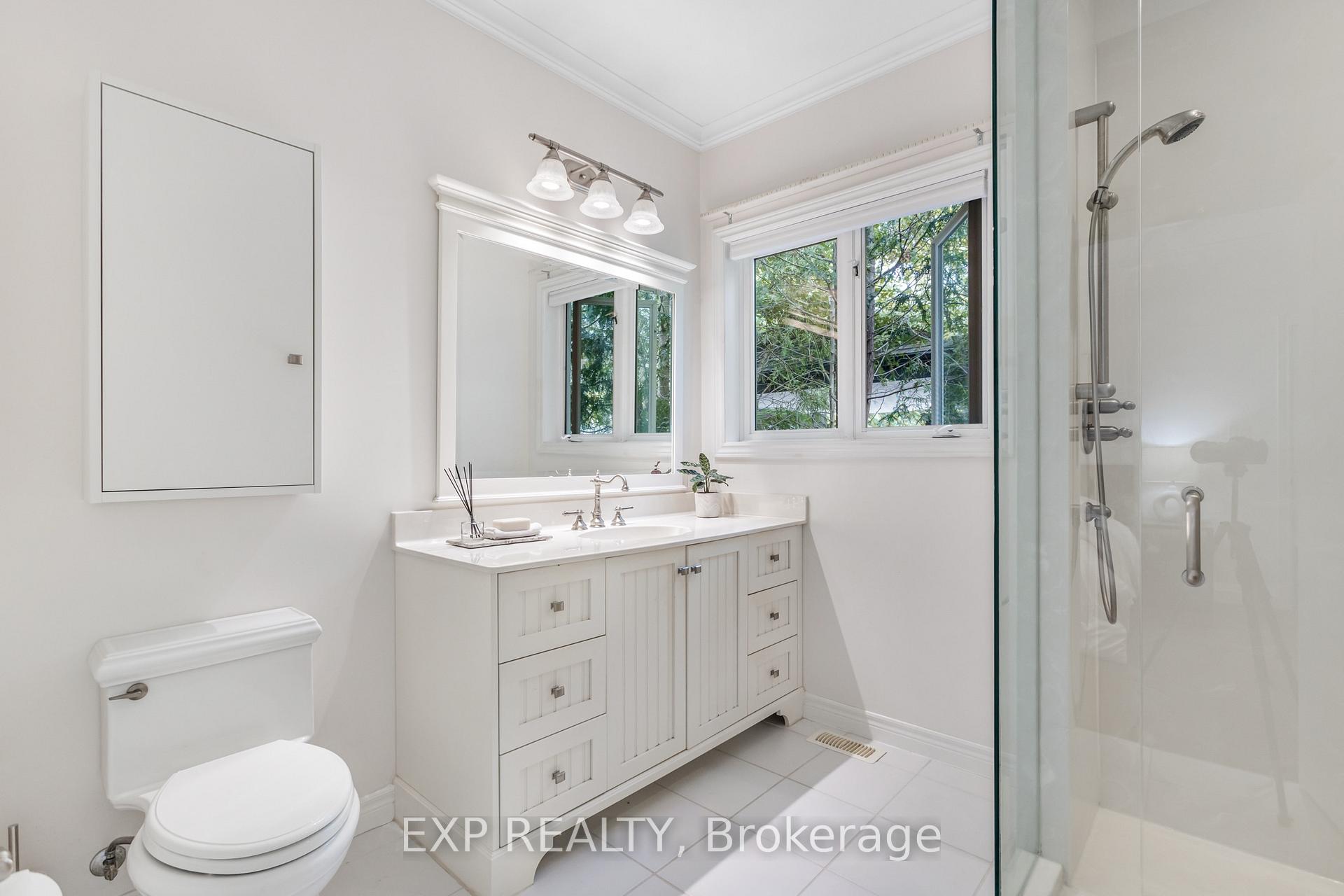Photo 2 of 667 Highvalley Road, Hamilton, Ancaster — HOMEH