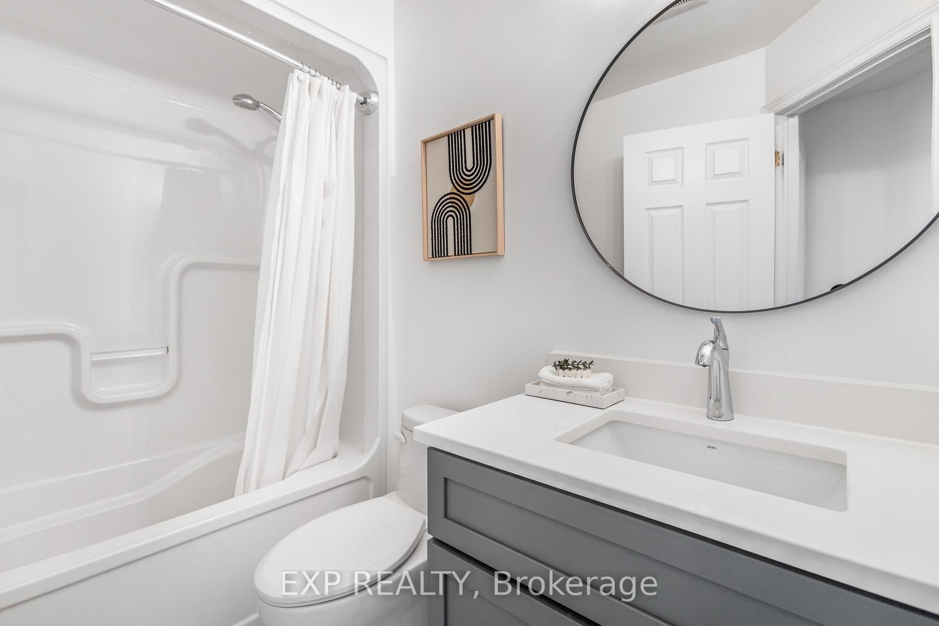 Photo 18 of 667 Highvalley Road, Hamilton, Ancaster — HOMEH