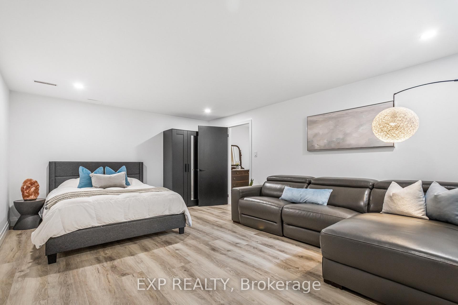 Photo 27 of 667 Highvalley Road, Hamilton, Ancaster — HOMEH