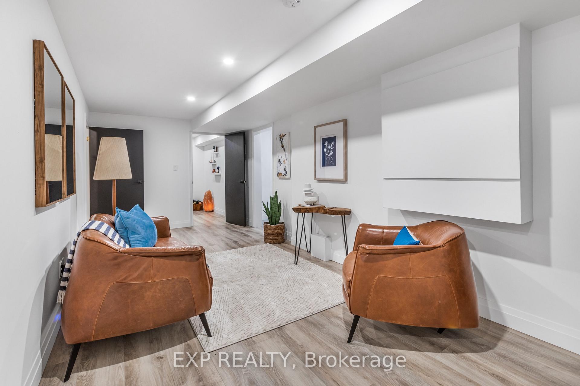 Photo 21 of 667 Highvalley Road, Hamilton, Ancaster — HOMEH