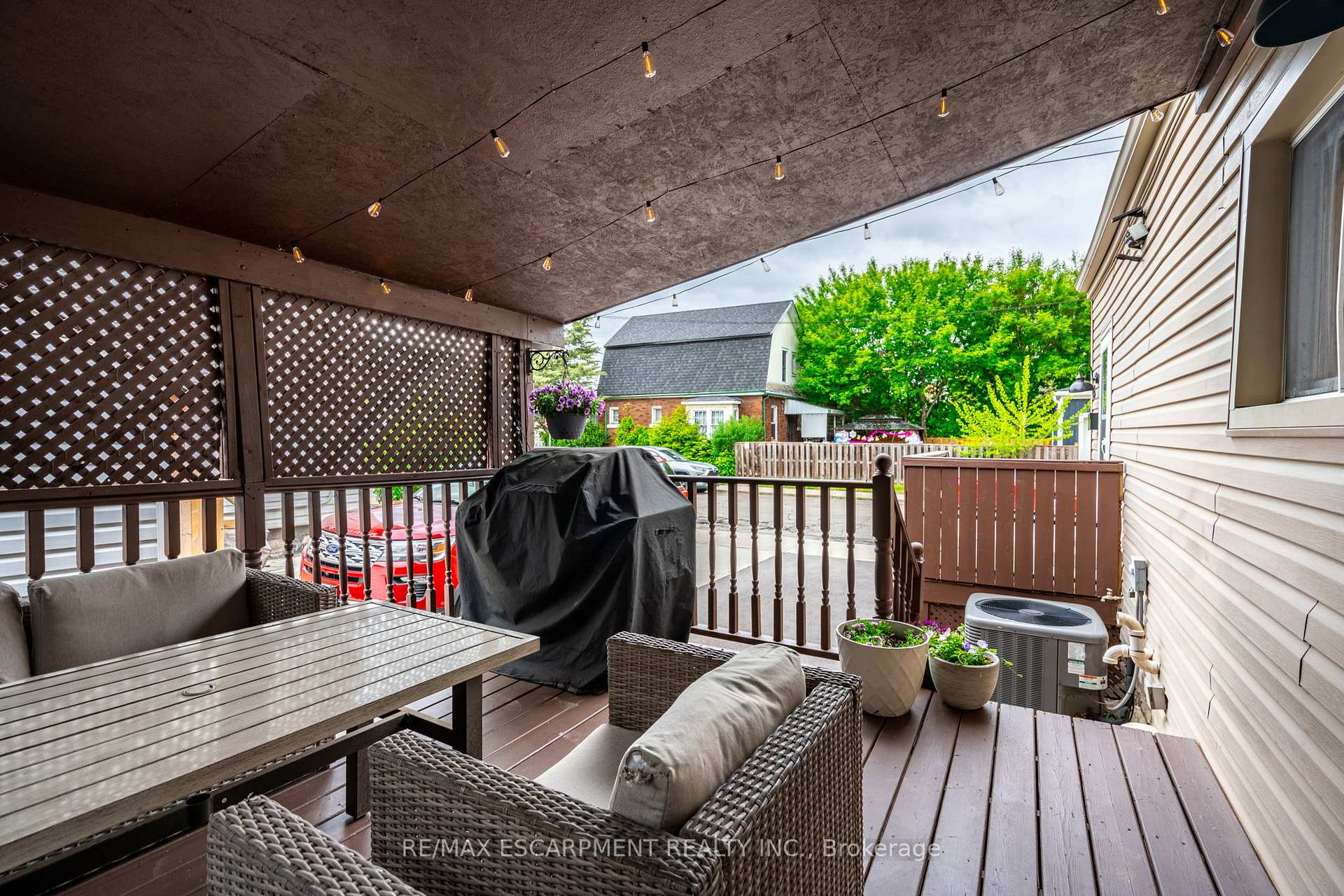 Photo 36 of 44 Fairview Avenue, Hamilton, Crown Point — HOMEH