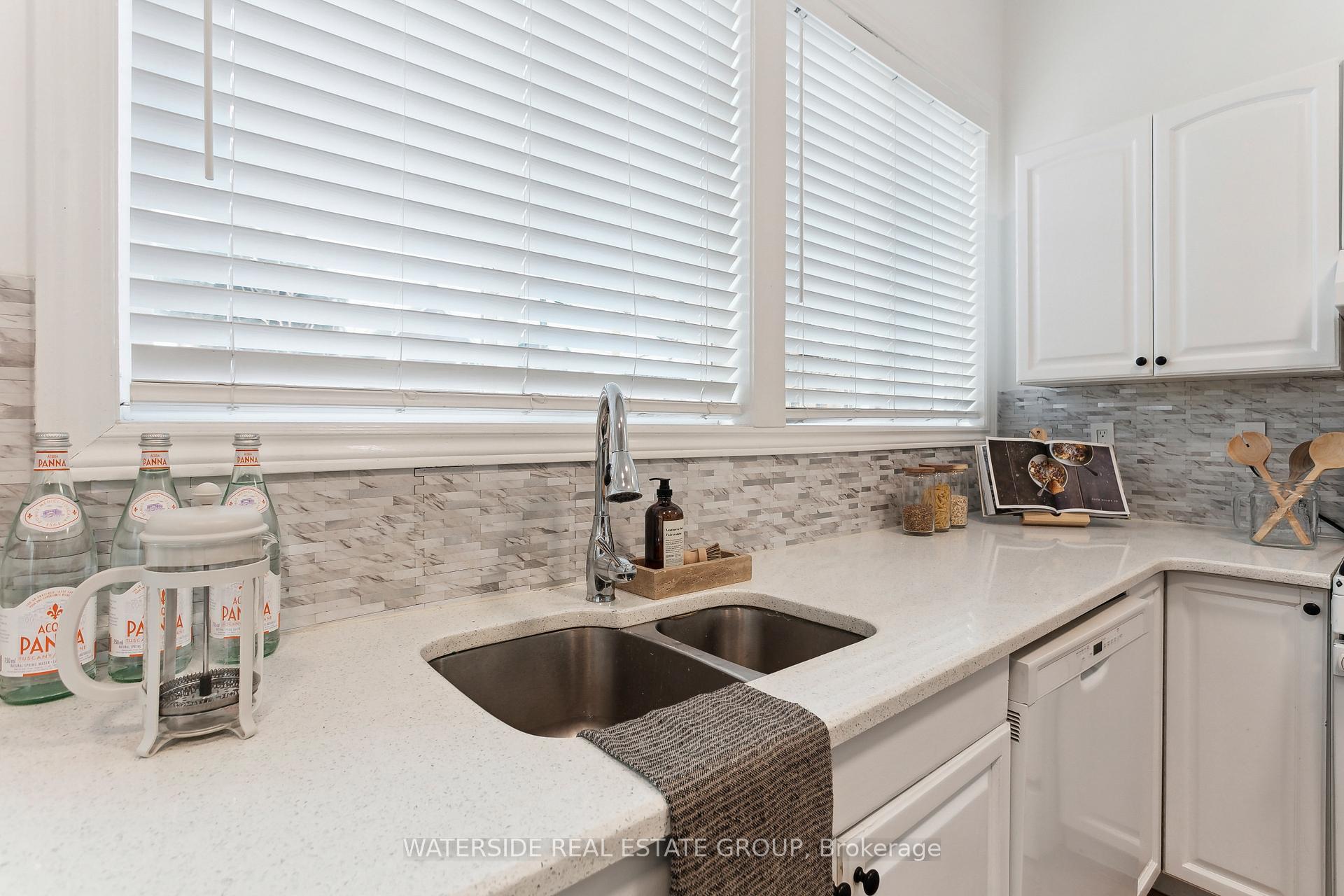 Photo 27 of 201 Rosslyn Avenue N, Hamilton, Crown Point — HOMEH