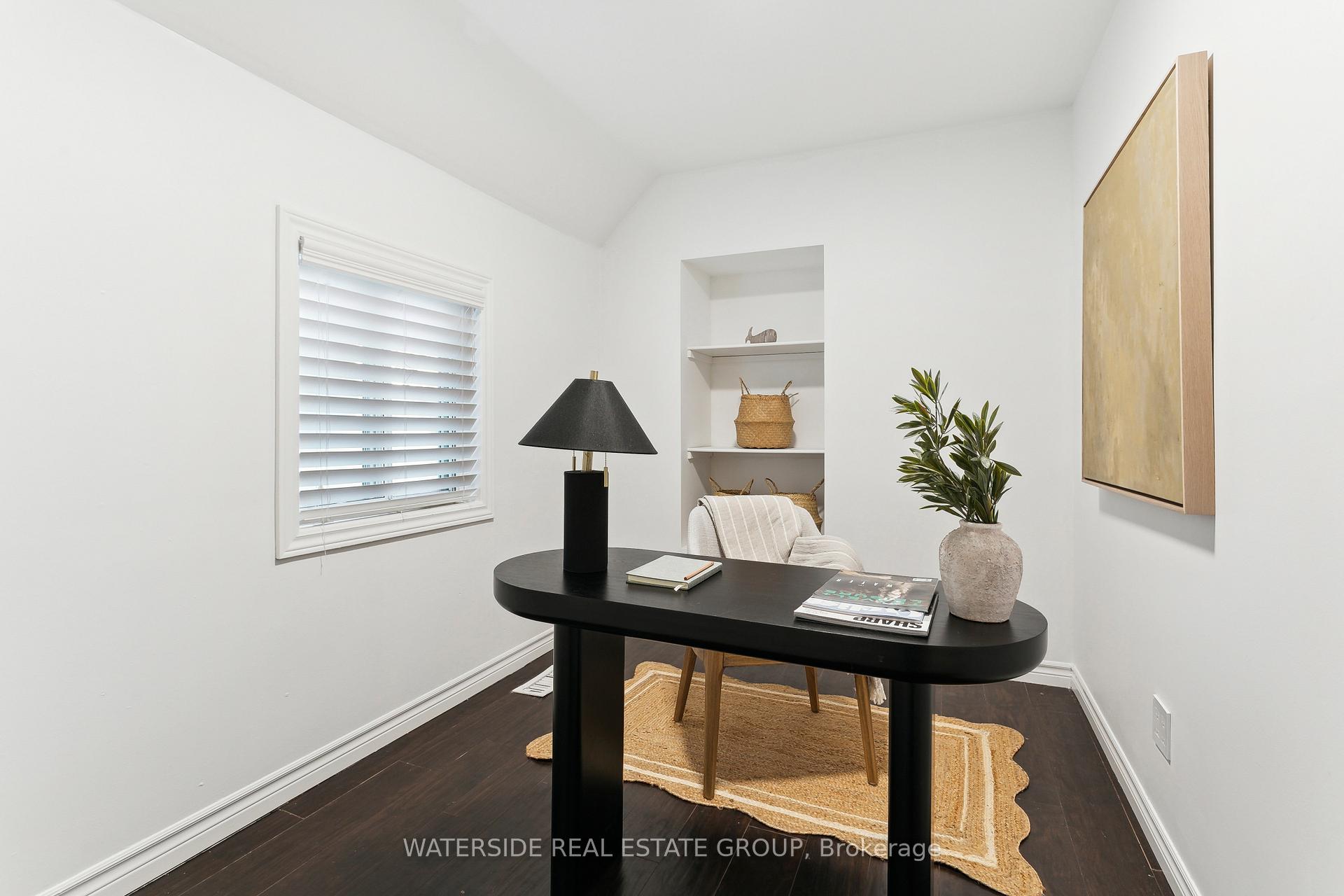 Photo 11 of 201 Rosslyn Avenue N, Hamilton, Crown Point — HOMEH