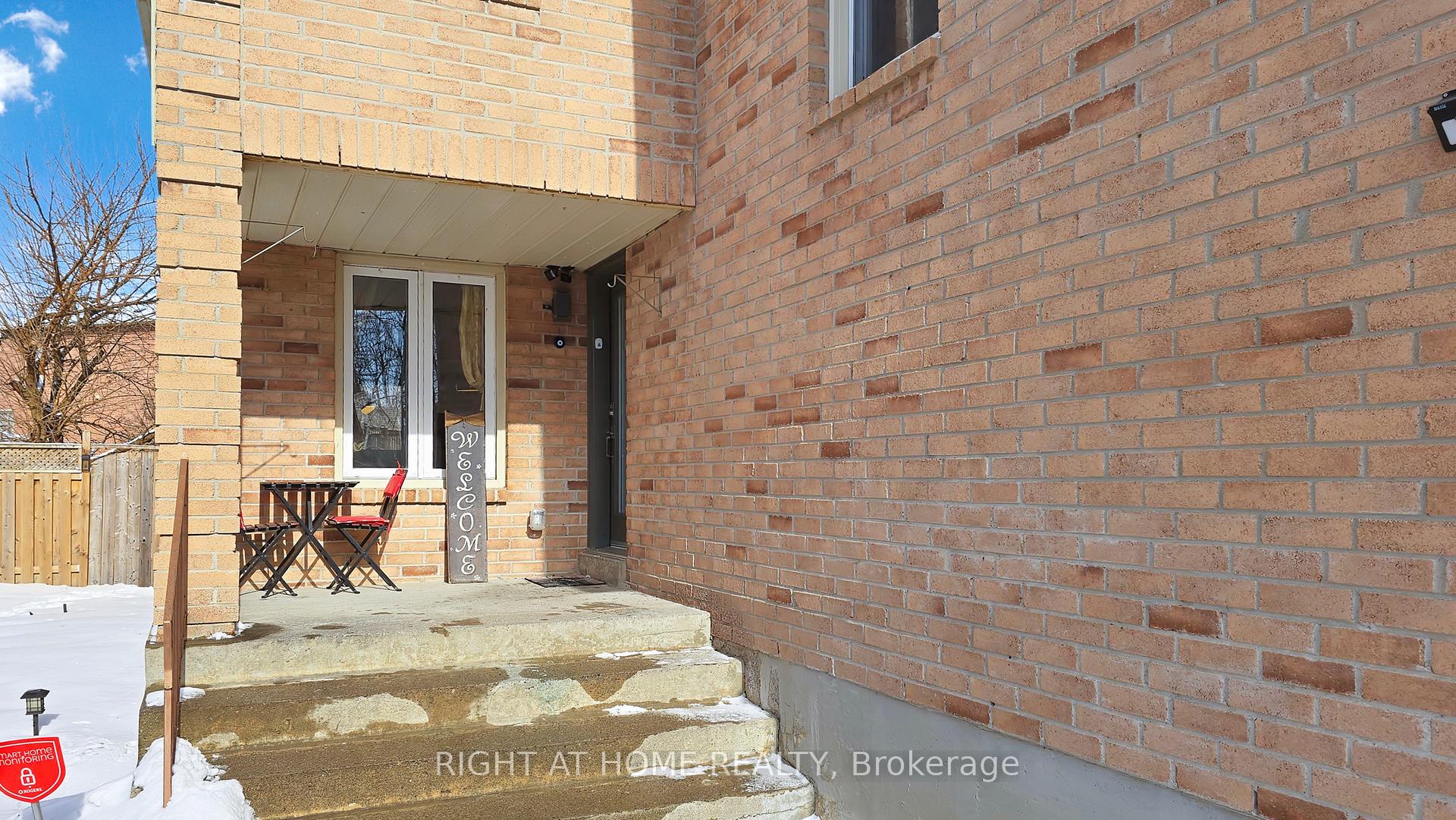 Photo 2 of 1618 Mcbrady Crescent, Pickering, Brock Ridge — HOMEH