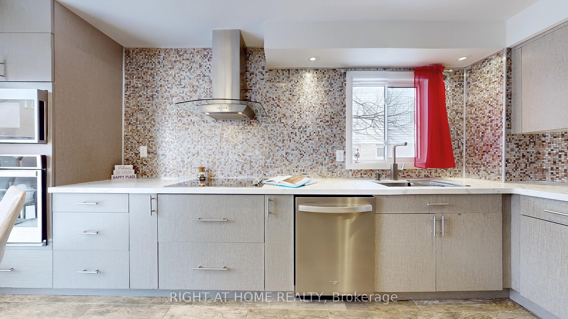 Photo 46 of 1618 Mcbrady Crescent, Pickering, Brock Ridge — HOMEH
