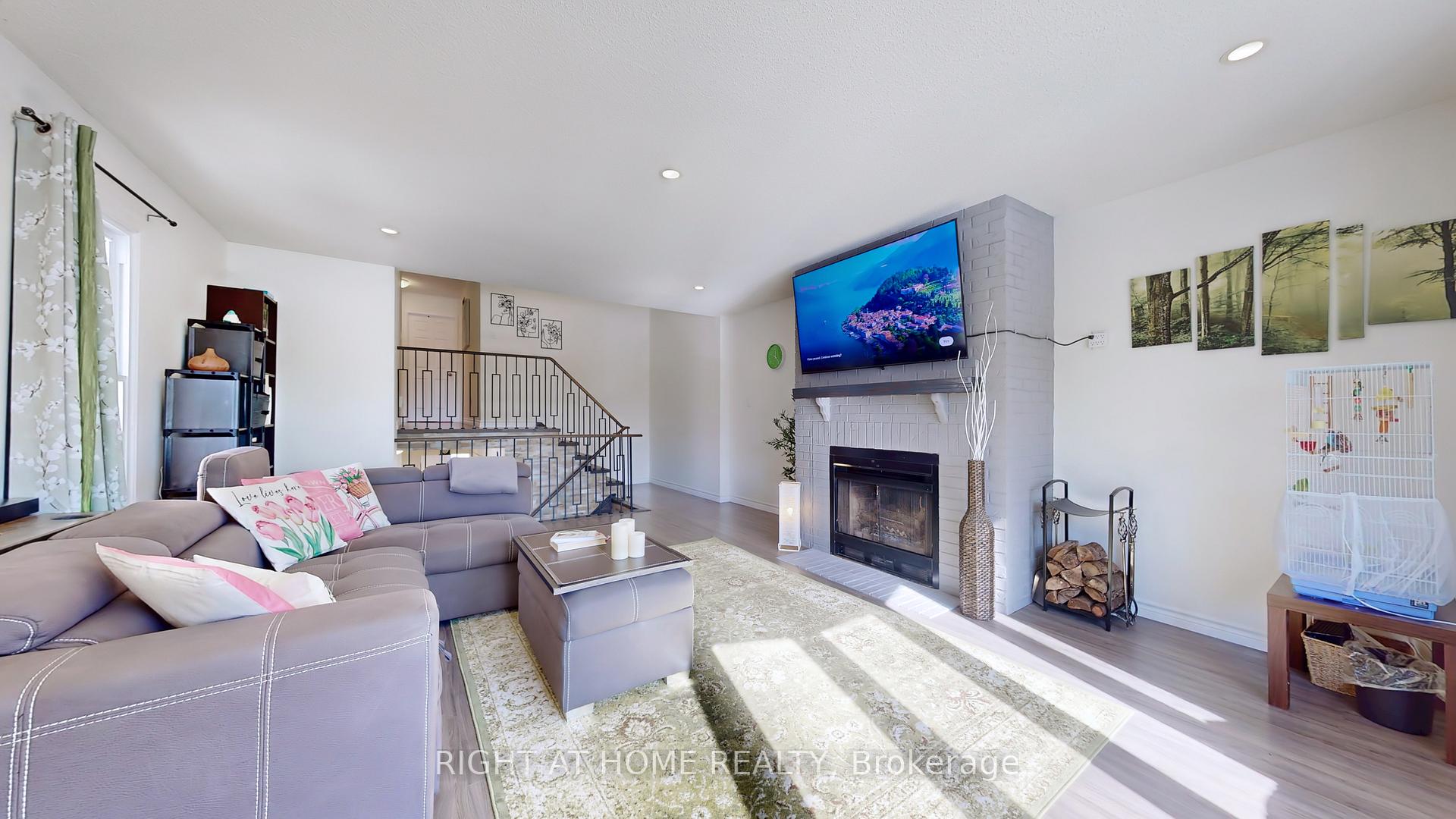 Photo 19 of 1618 Mcbrady Crescent, Pickering, Brock Ridge — HOMEH