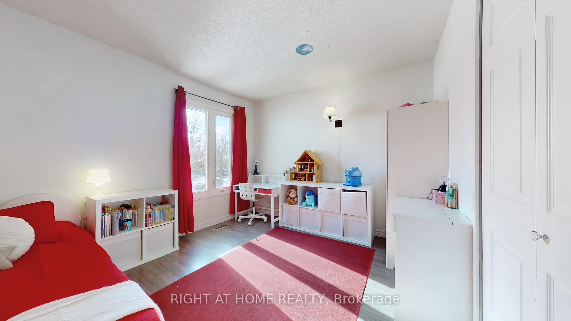 Photo 23 of 1618 Mcbrady Crescent, Pickering, Brock Ridge — HOMEH