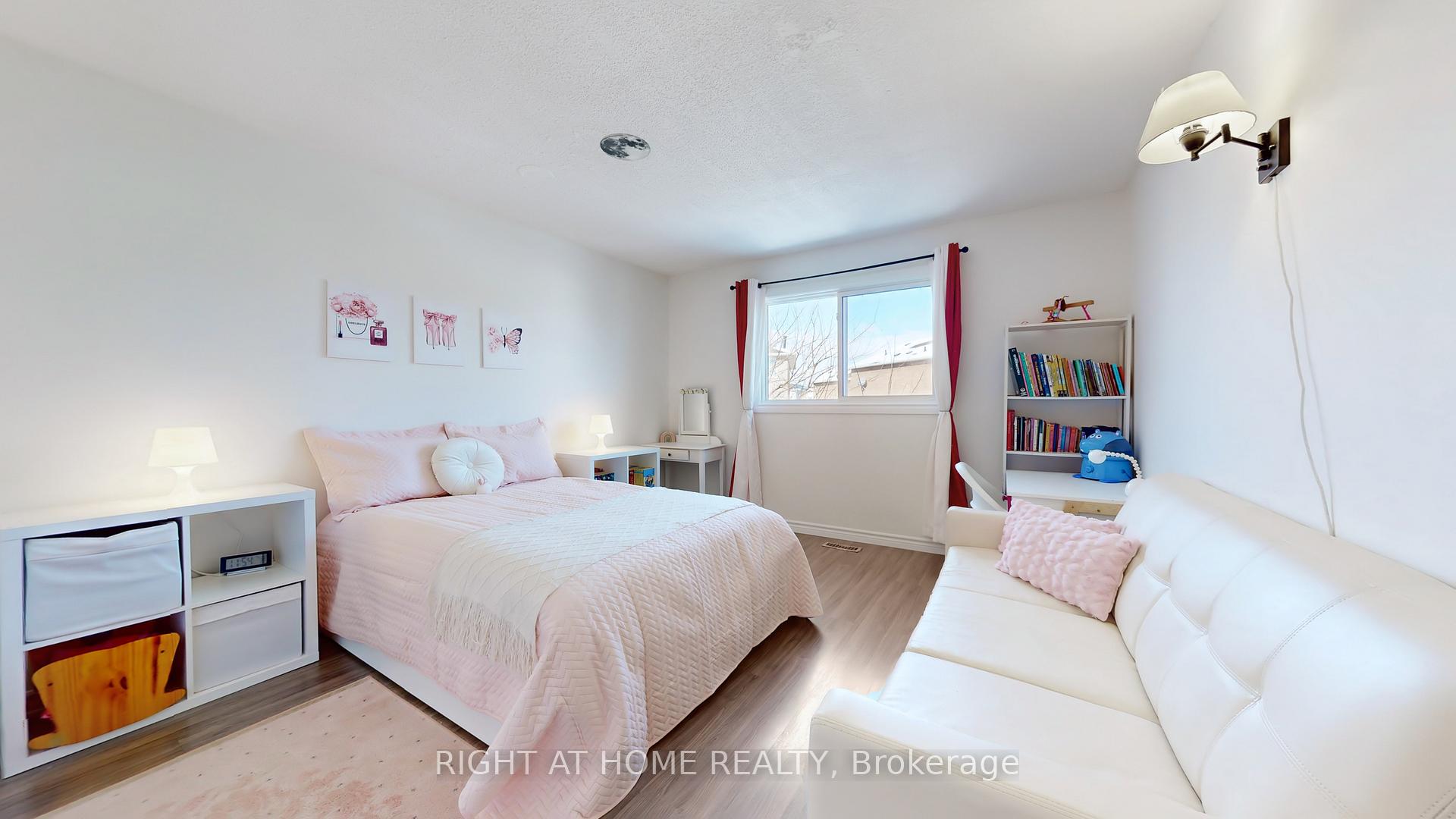 Photo 32 of 1618 Mcbrady Crescent, Pickering, Brock Ridge — HOMEH