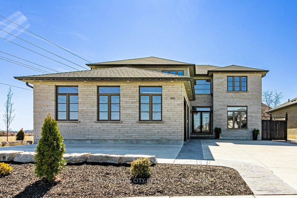 Photo 5 of 6601 Crown Grant Road, London, South V — HOMEH