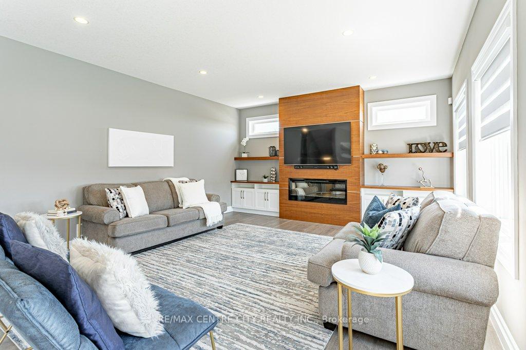Photo 19 of 6601 Crown Grant Road, London, South V — HOMEH