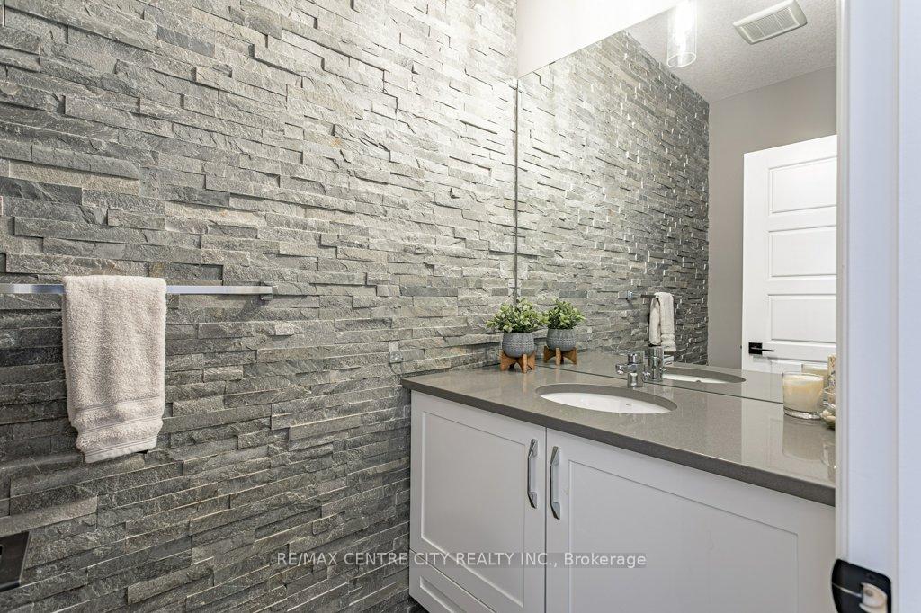 Photo 22 of 6601 Crown Grant Road, London, South V — HOMEH