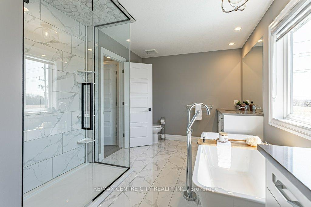 Photo 27 of 6601 Crown Grant Road, London, South V — HOMEH