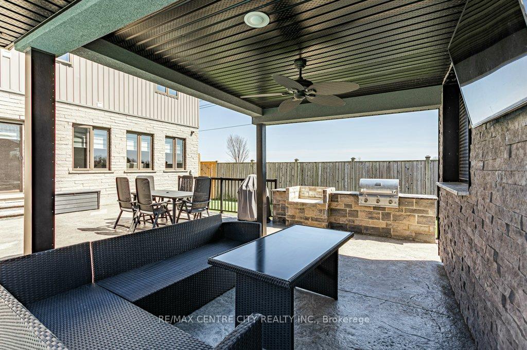 Photo 36 of 6601 Crown Grant Road, London, South V — HOMEH