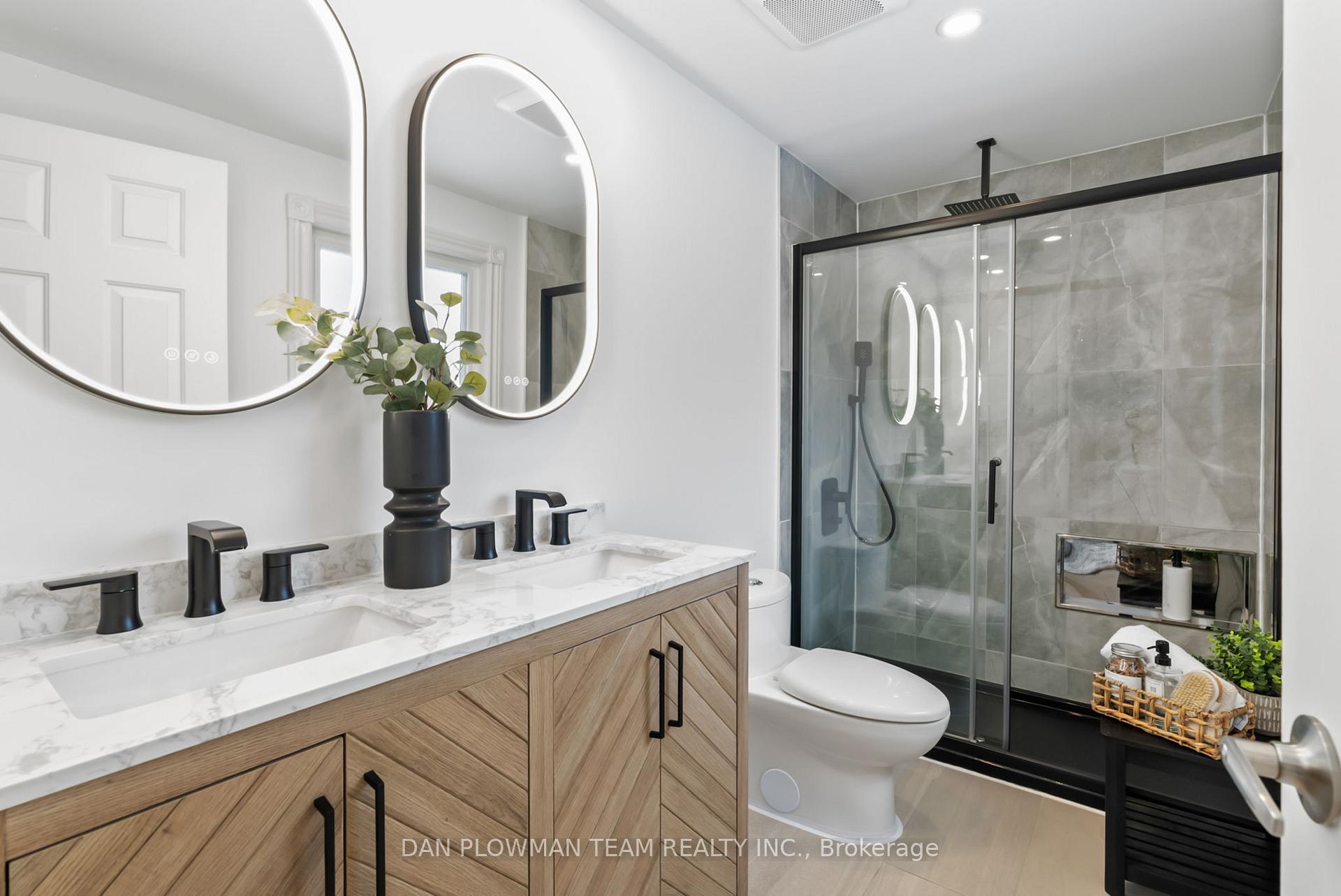Photo 20 of 20 Maplewood Drive, Whitby, Blue Grass Meadows — HOMEH