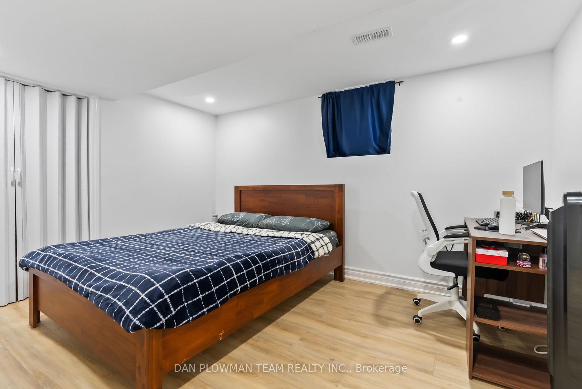 Photo 24 of 20 Maplewood Drive, Whitby, Blue Grass Meadows — HOMEH