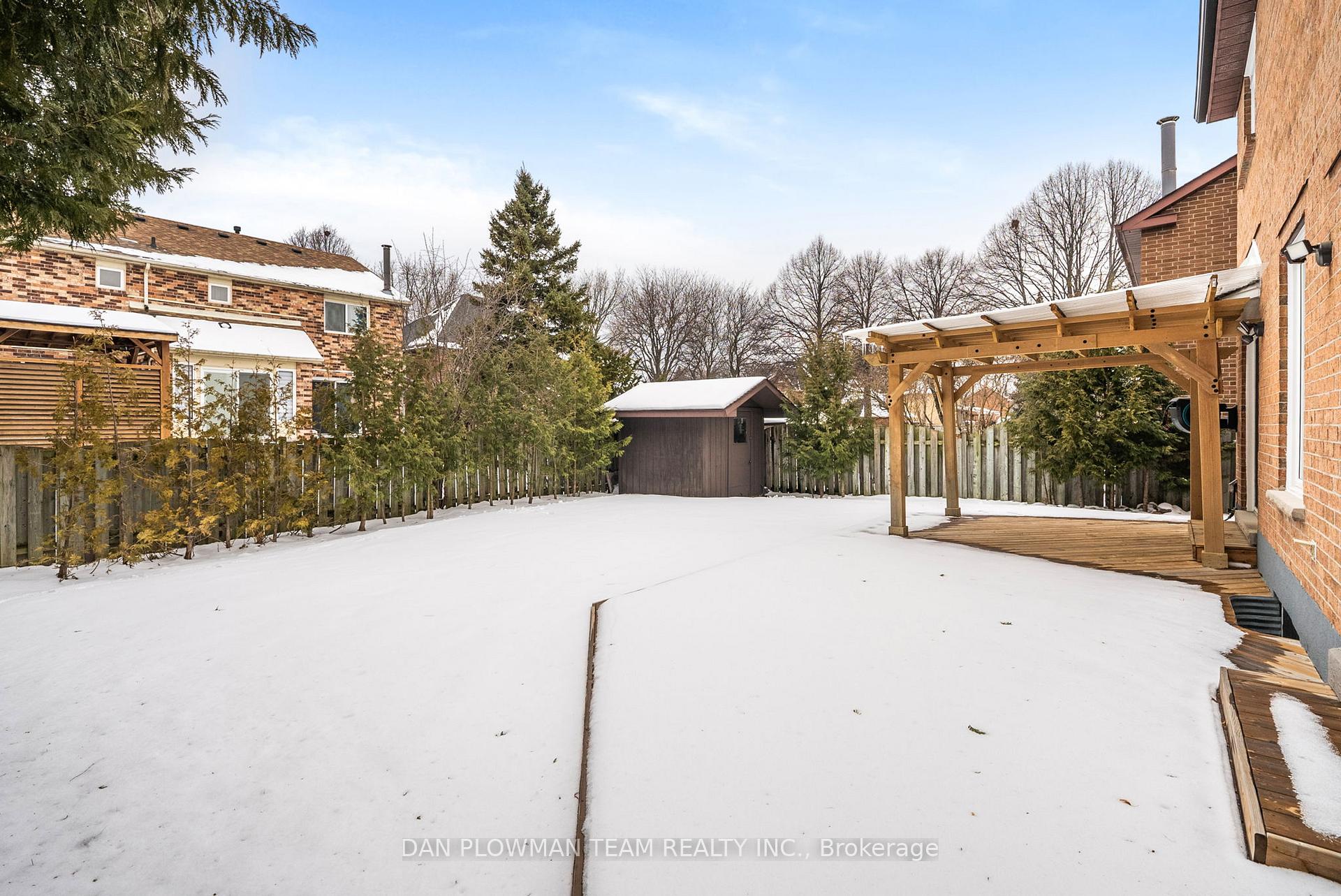 Photo 26 of 20 Maplewood Drive, Whitby, Blue Grass Meadows — HOMEH