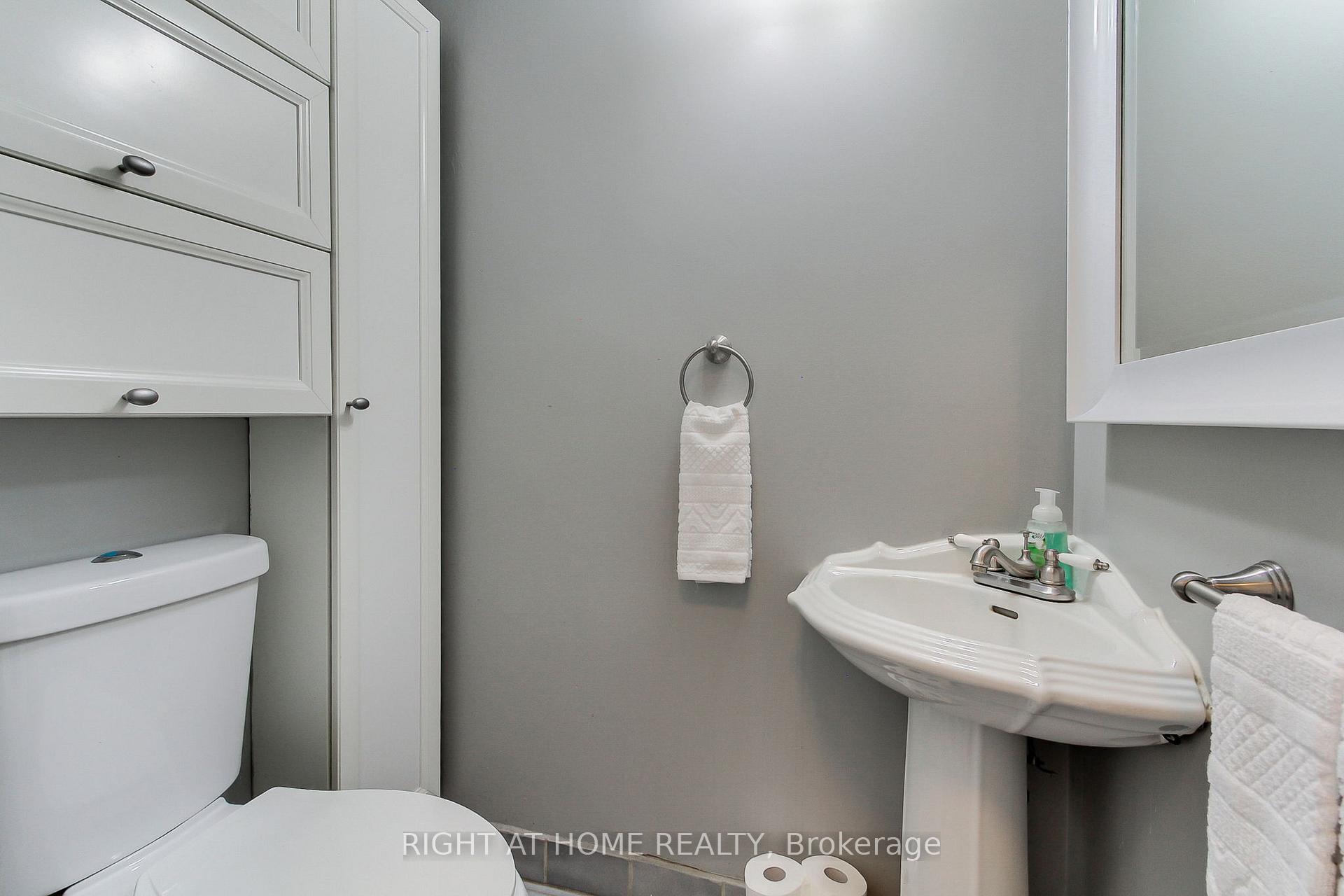 Photo 13 of 67 Park Crescent S, New Tecumseth, Tottenham — HOMEH