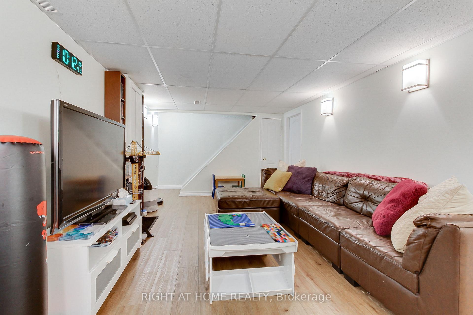 Photo 24 of 67 Park Crescent S, New Tecumseth, Tottenham — HOMEH