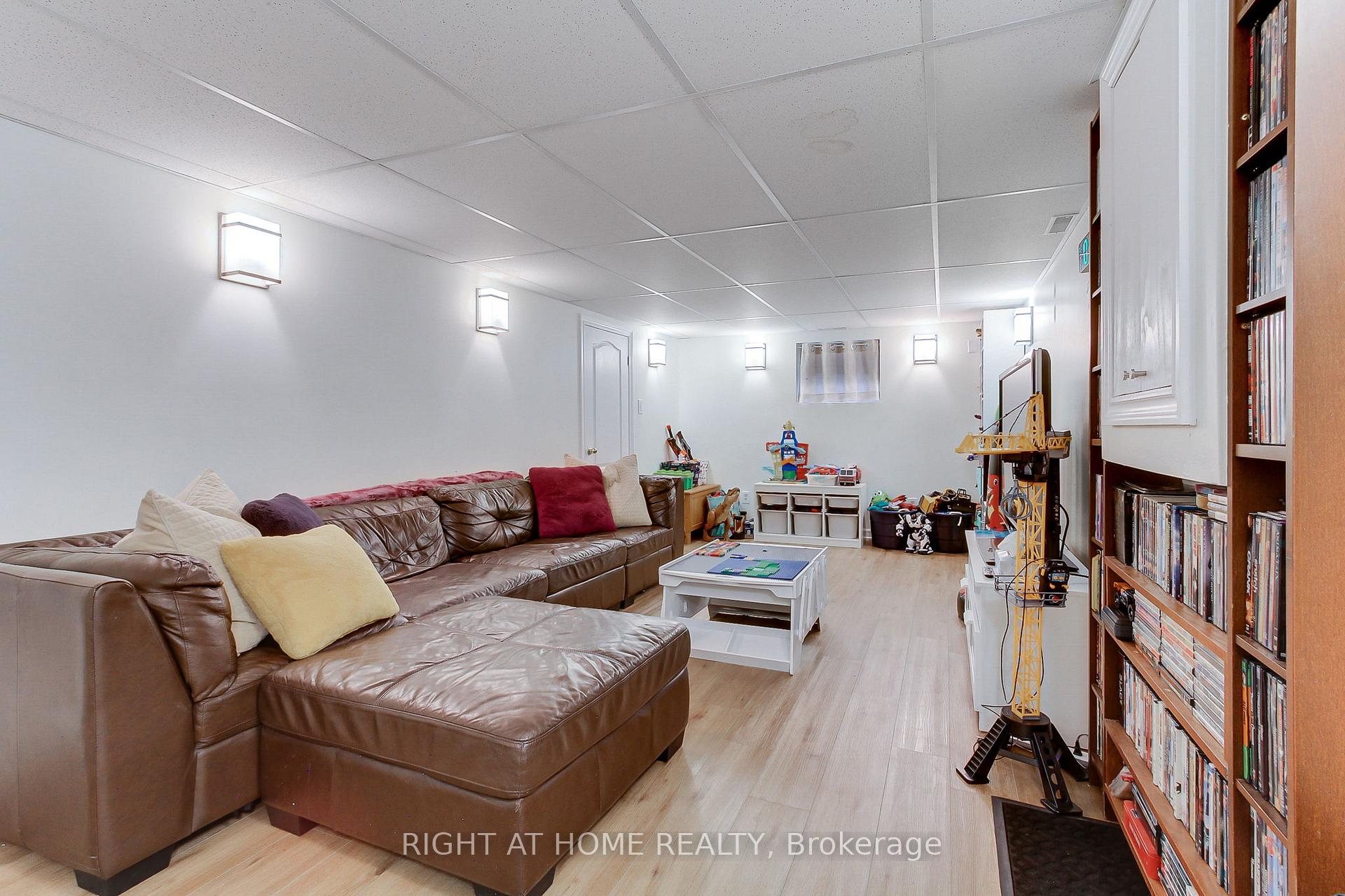 Photo 30 of 67 Park Crescent S, New Tecumseth, Tottenham — HOMEH