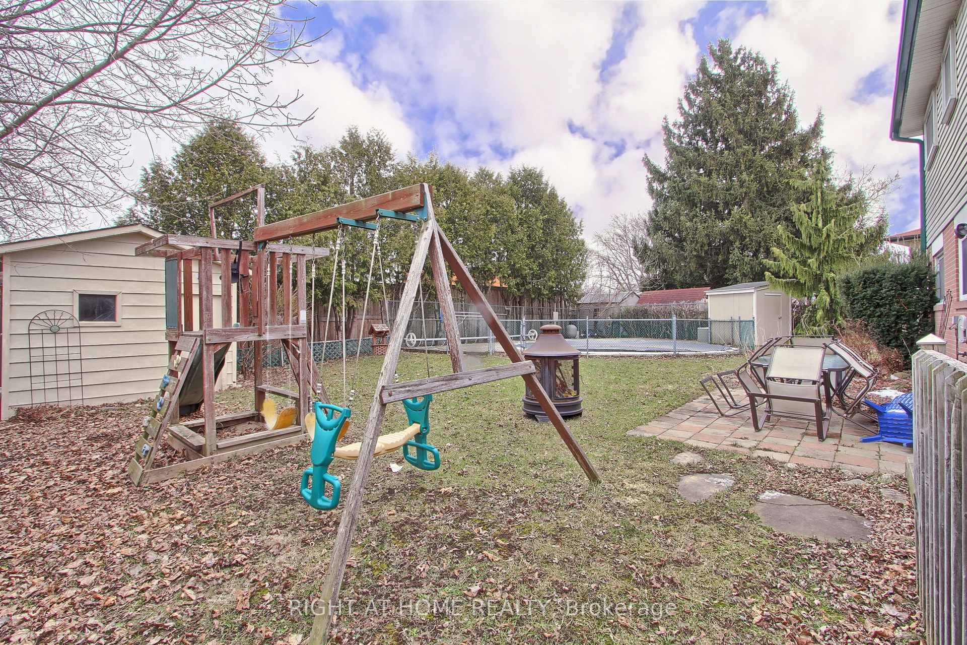 Photo 28 of 67 Park Crescent S, New Tecumseth, Tottenham — HOMEH