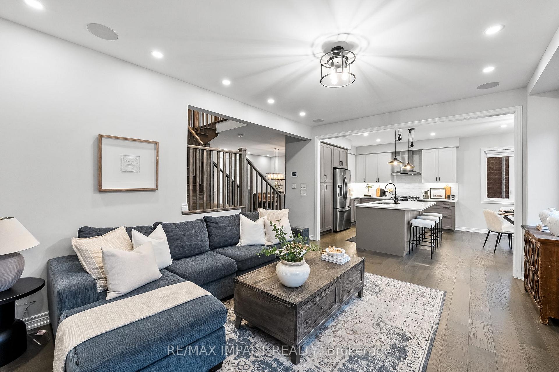 Photo 10 of 172 McPhail Avenue, Clarington, Bowmanville — HOMEH