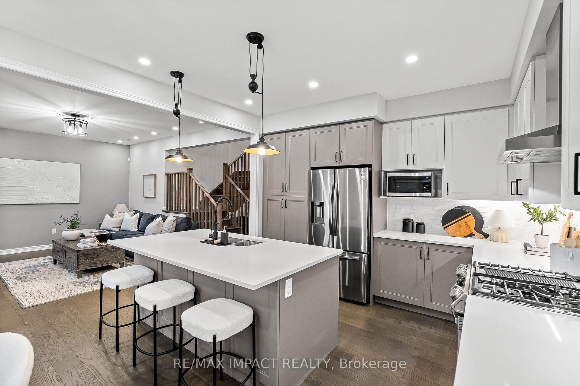 Photo 23 of 172 McPhail Avenue, Clarington, Bowmanville — HOMEH