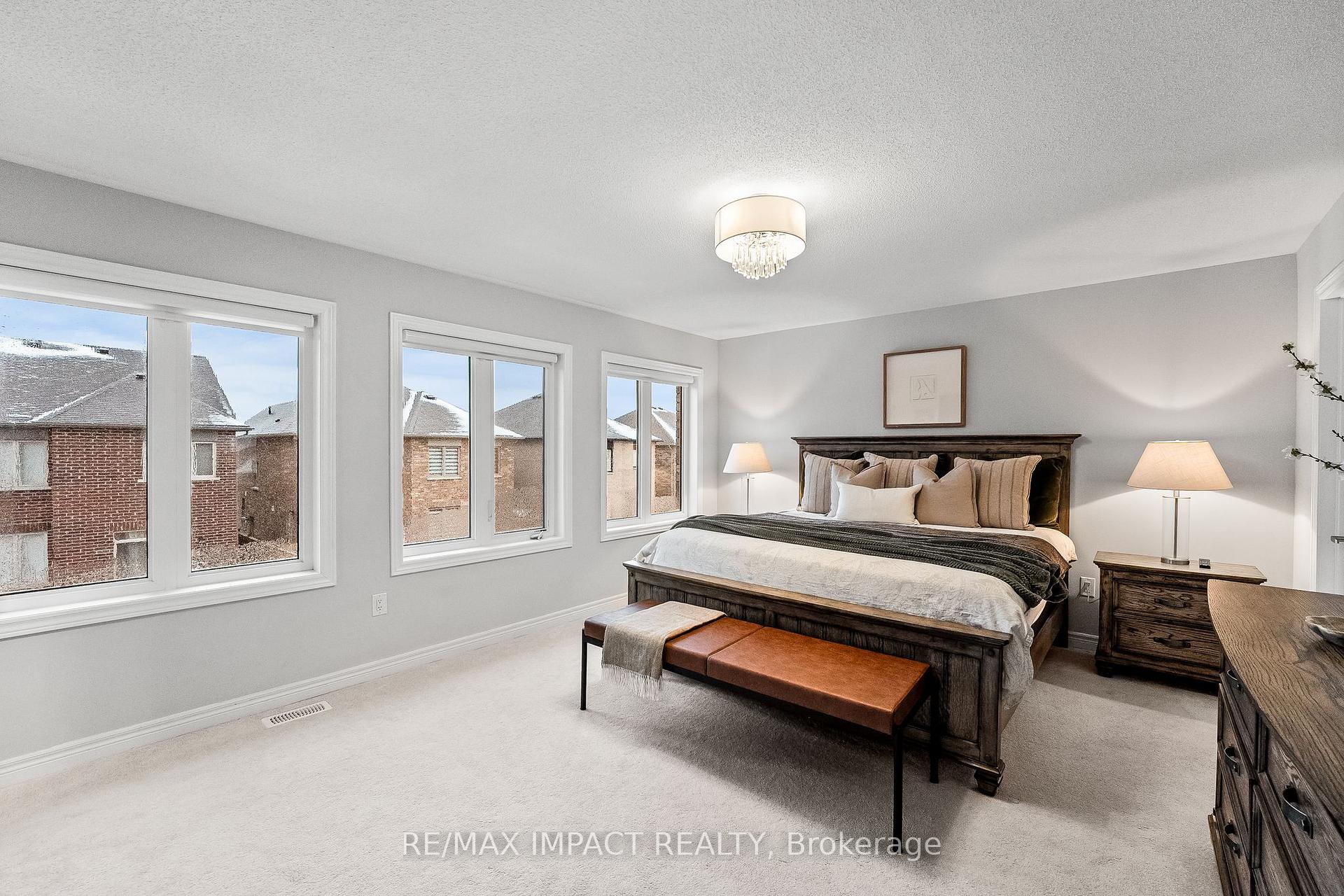 Photo 26 of 172 McPhail Avenue, Clarington, Bowmanville — HOMEH