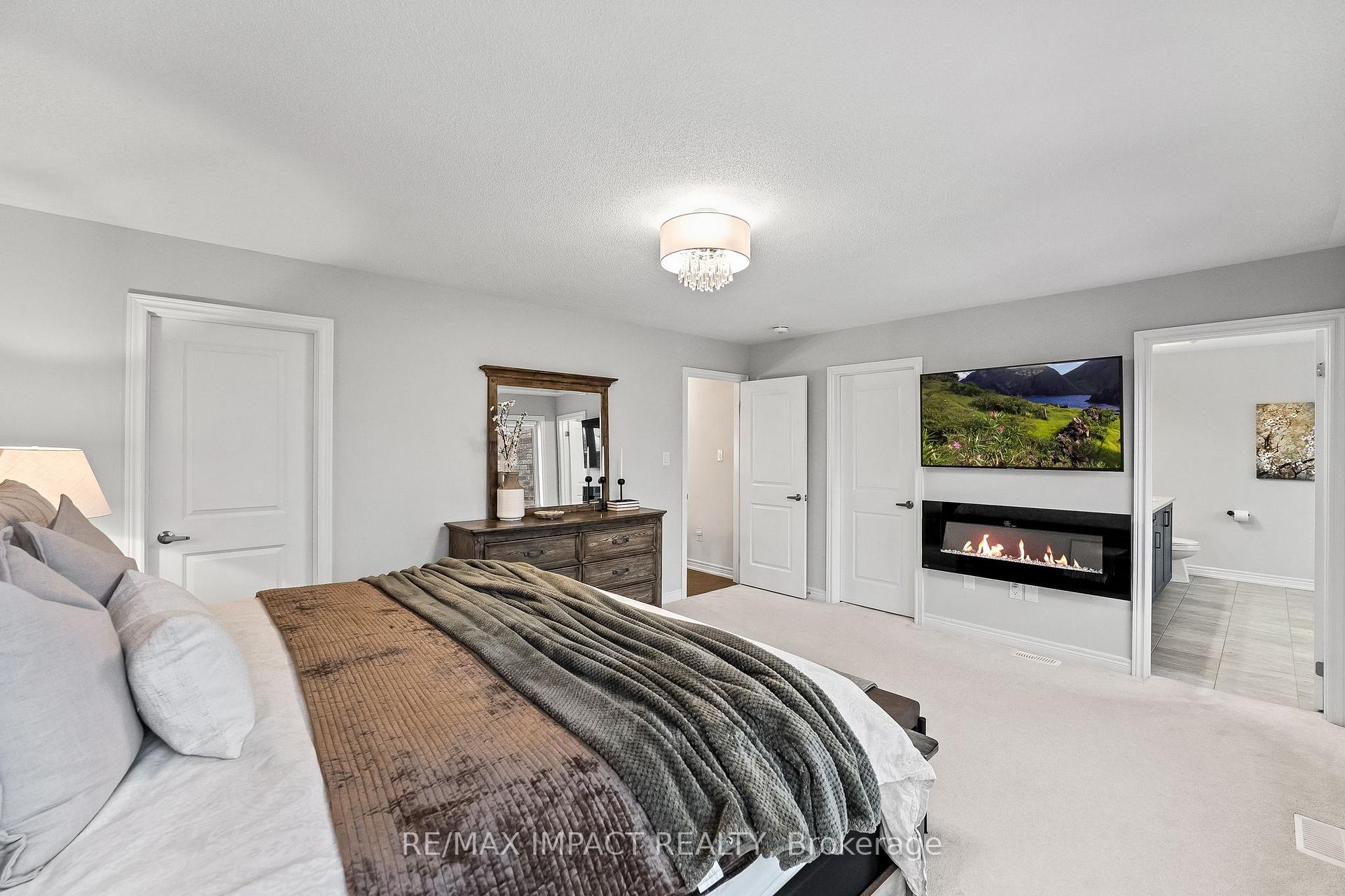 Photo 22 of 172 McPhail Avenue, Clarington, Bowmanville — HOMEH