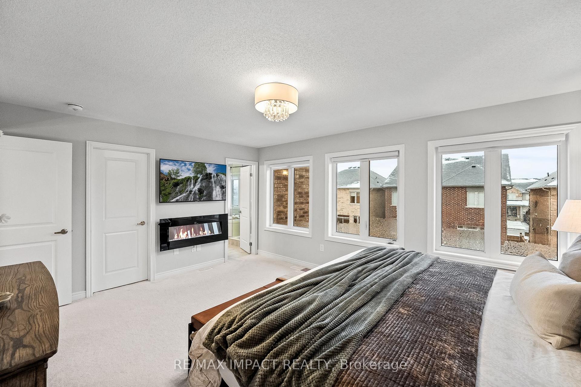 Photo 24 of 172 McPhail Avenue, Clarington, Bowmanville — HOMEH