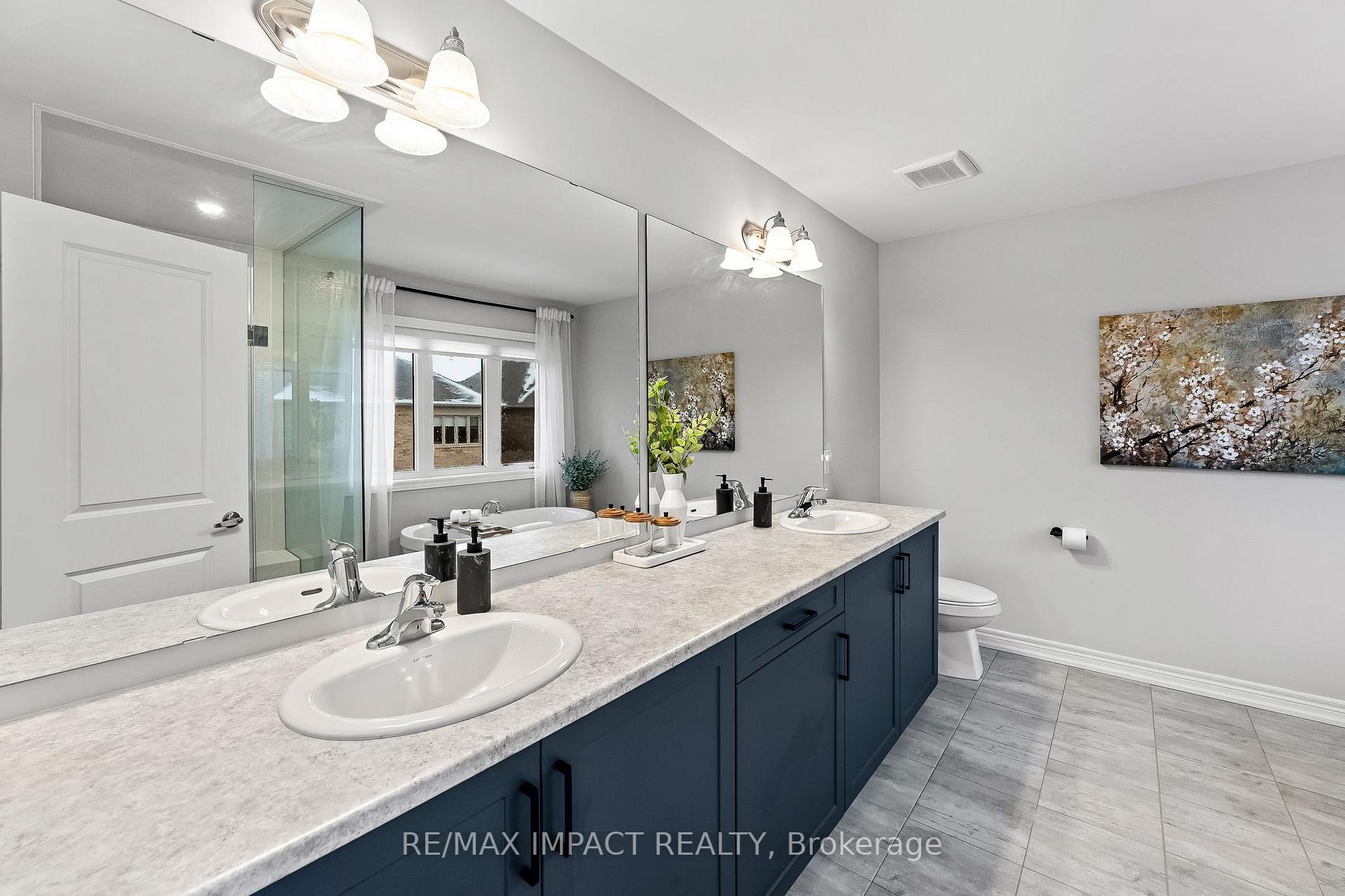 Photo 21 of 172 McPhail Avenue, Clarington, Bowmanville — HOMEH