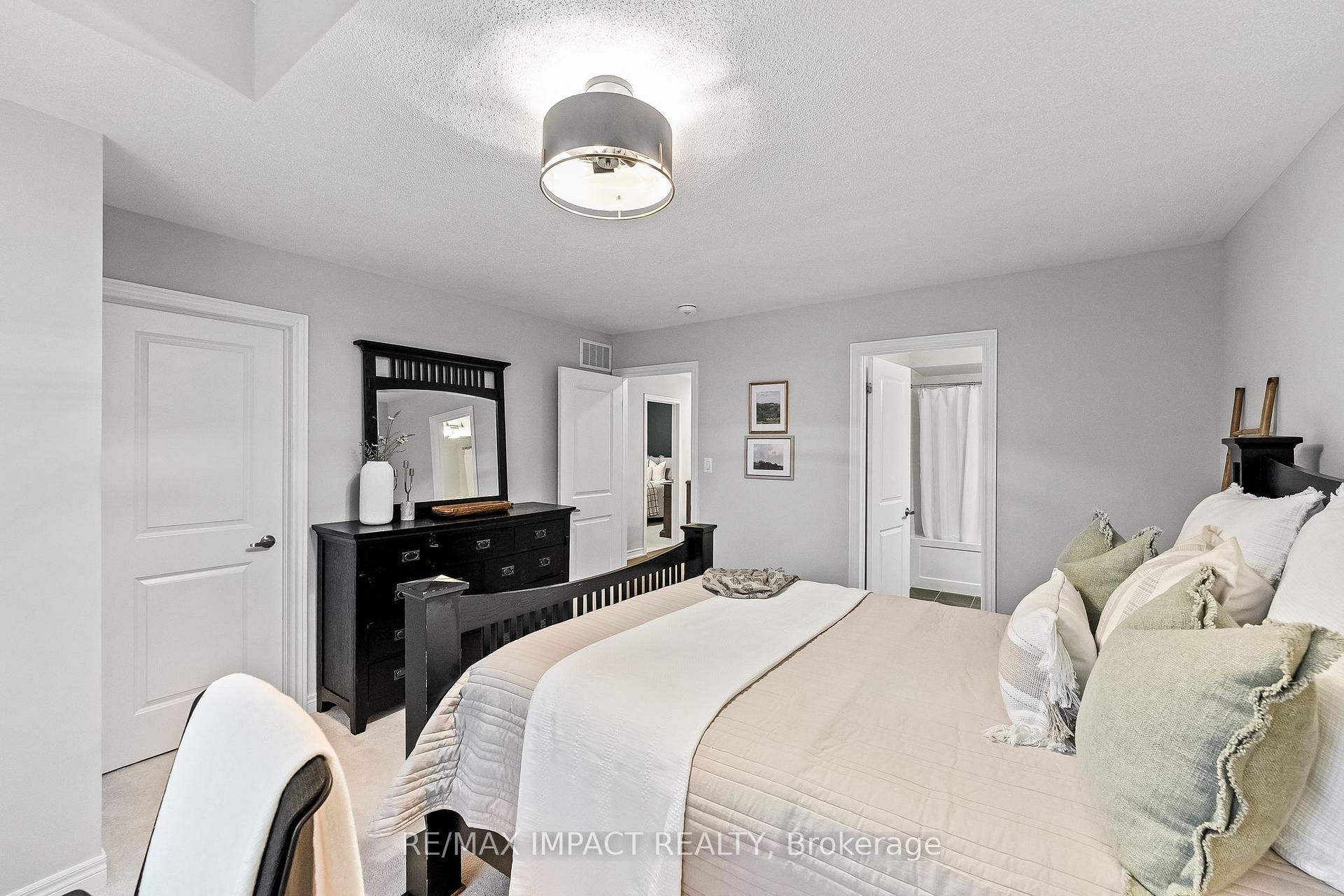 Photo 28 of 172 McPhail Avenue, Clarington, Bowmanville — HOMEH