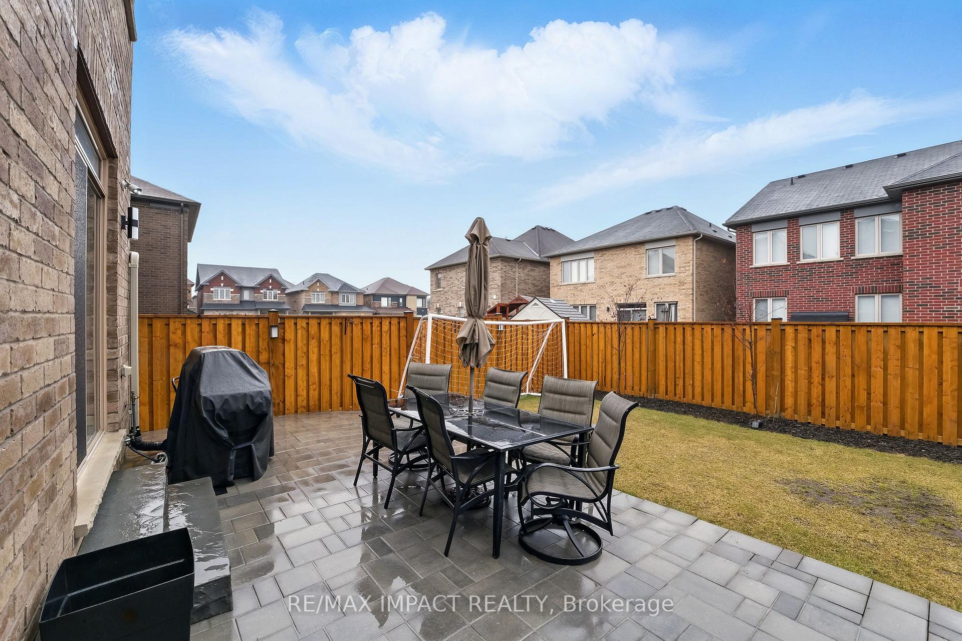 Photo 37 of 172 McPhail Avenue, Clarington, Bowmanville — HOMEH