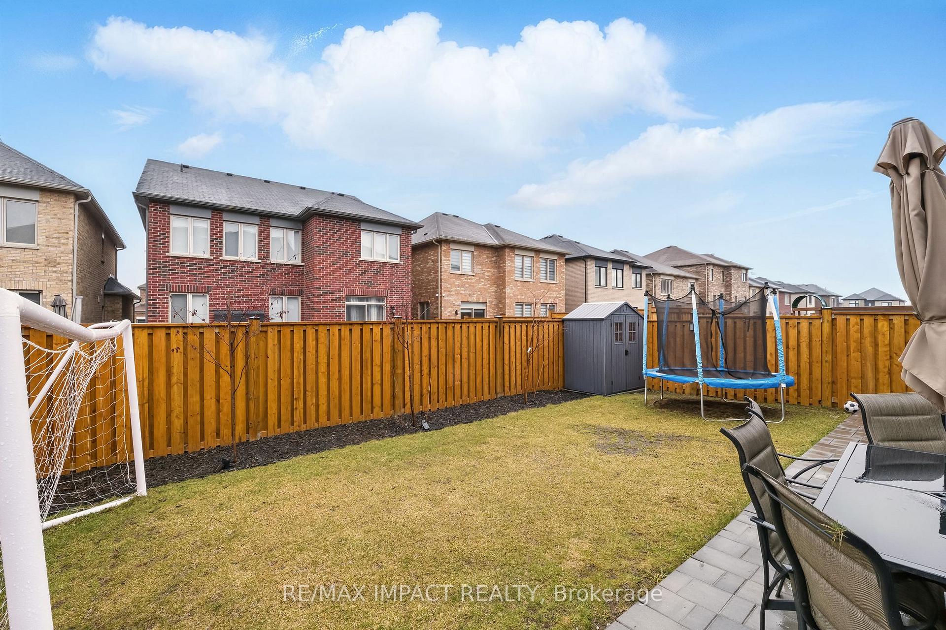 Photo 43 of 172 McPhail Avenue, Clarington, Bowmanville — HOMEH