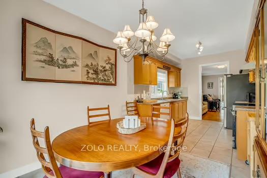 Photo 18 of 137 Sheshi Drive, Vaughan, Vellore Village — HOMEH