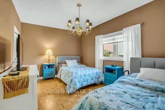 Photo 14 of 137 Sheshi Drive, Vaughan, Vellore Village — HOMEH