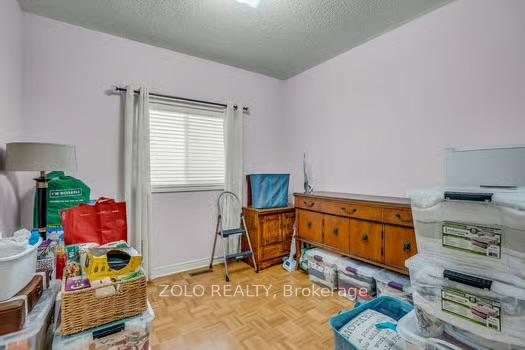 Photo 31 of 137 Sheshi Drive, Vaughan, Vellore Village — HOMEH
