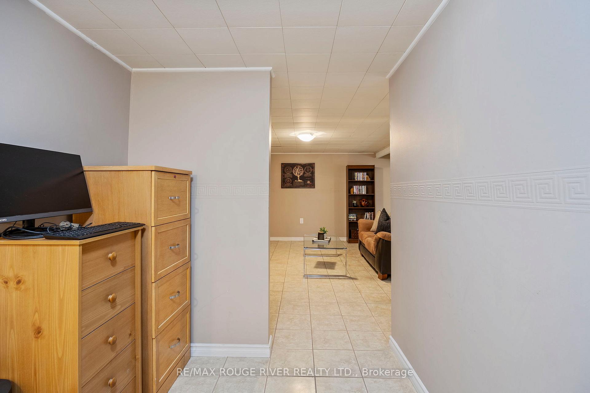 Photo 17 of 844 Hillcrest Road, Pickering, West Shore — HOMEH