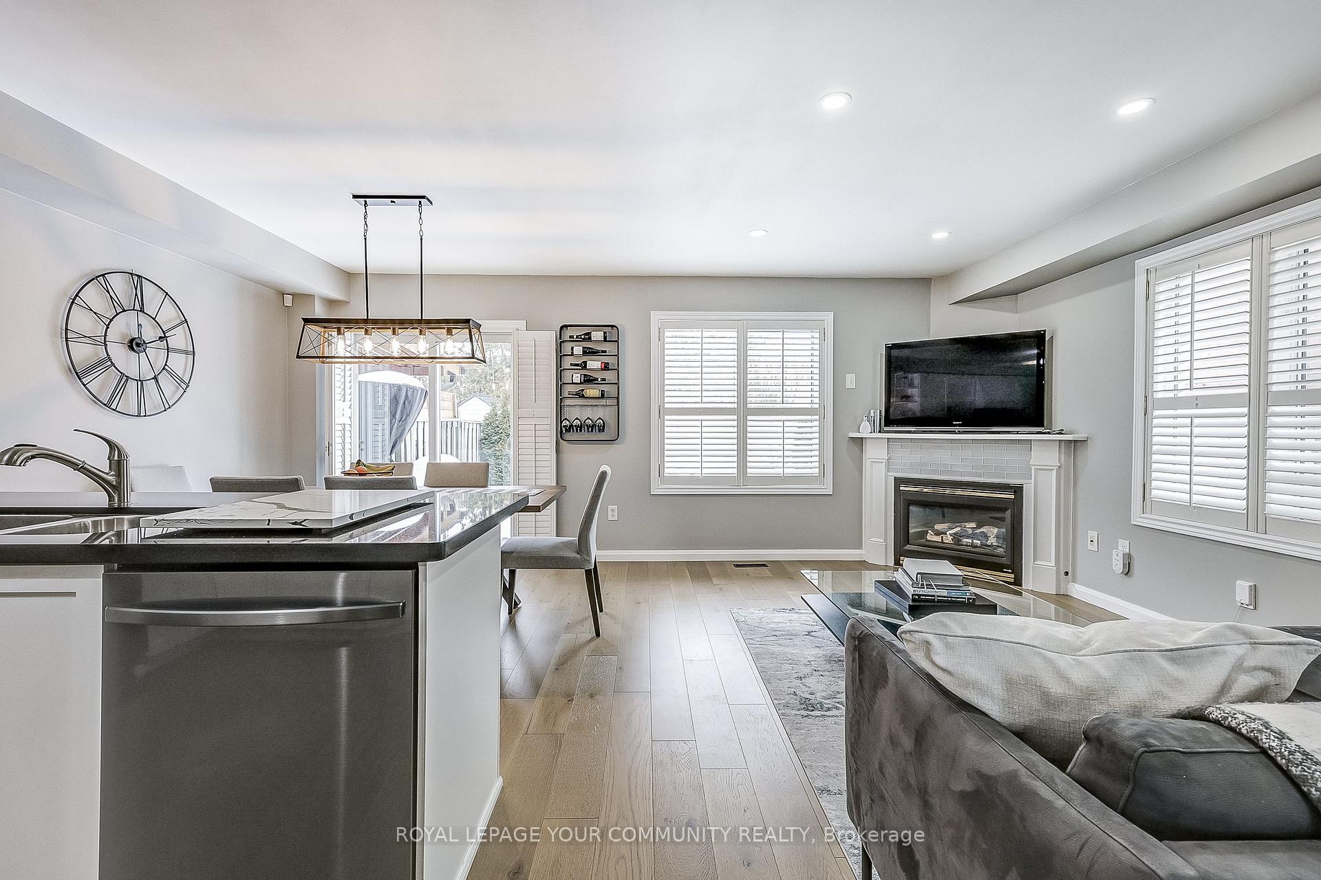 Photo 4 of 145 Castle Park Boulevard, Vaughan, Sonoma Heights — HOMEH