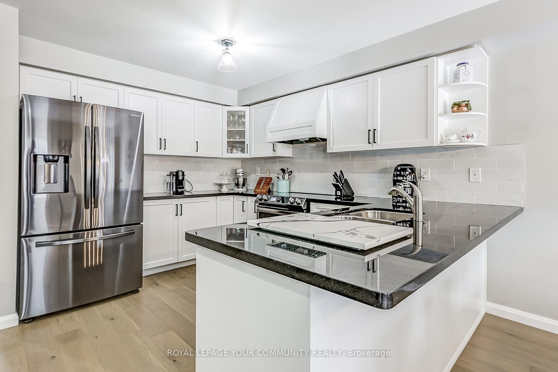 Photo 5 of 145 Castle Park Boulevard, Vaughan, Sonoma Heights — HOMEH