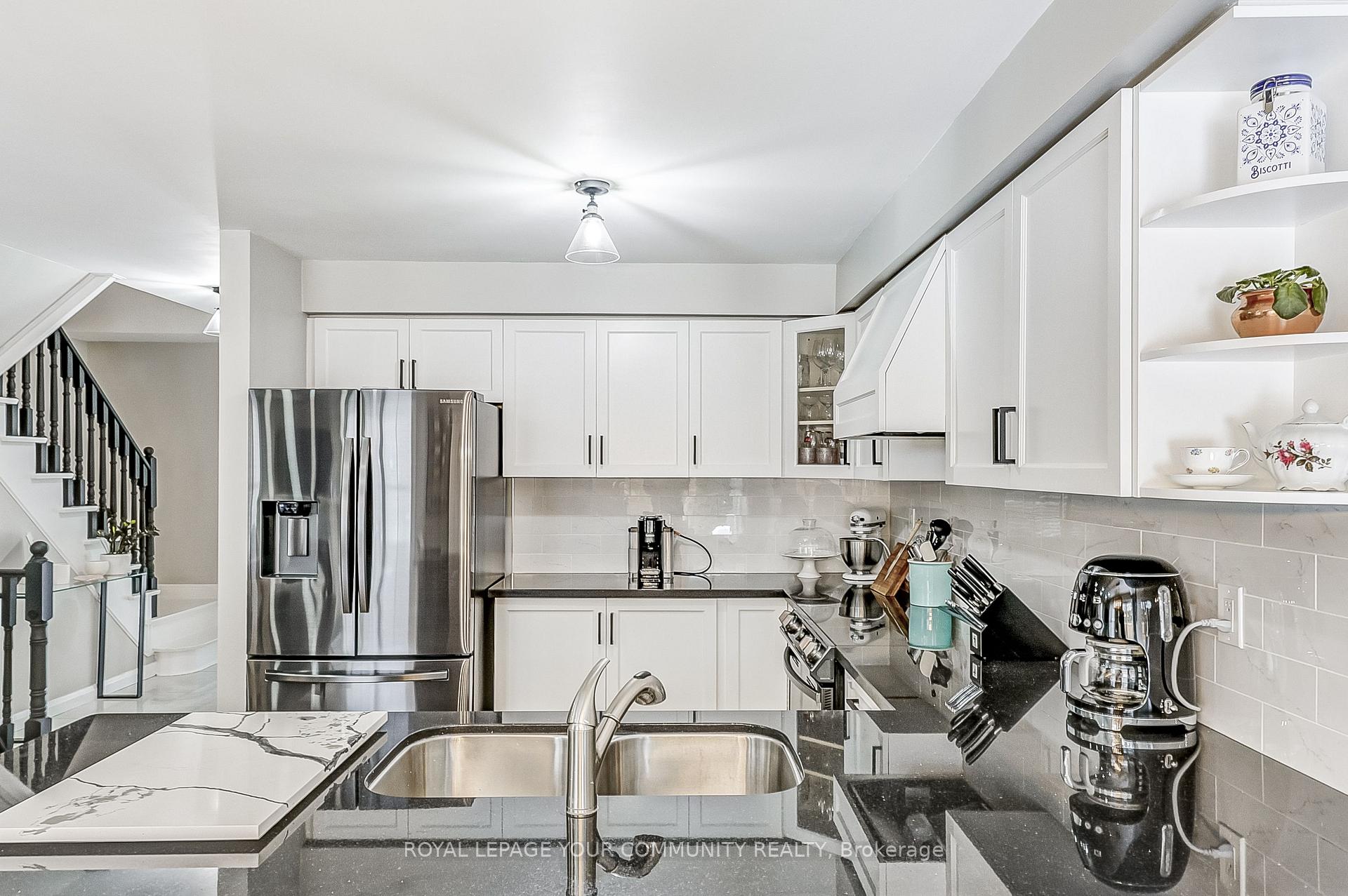Photo 9 of 145 Castle Park Boulevard, Vaughan, Sonoma Heights — HOMEH