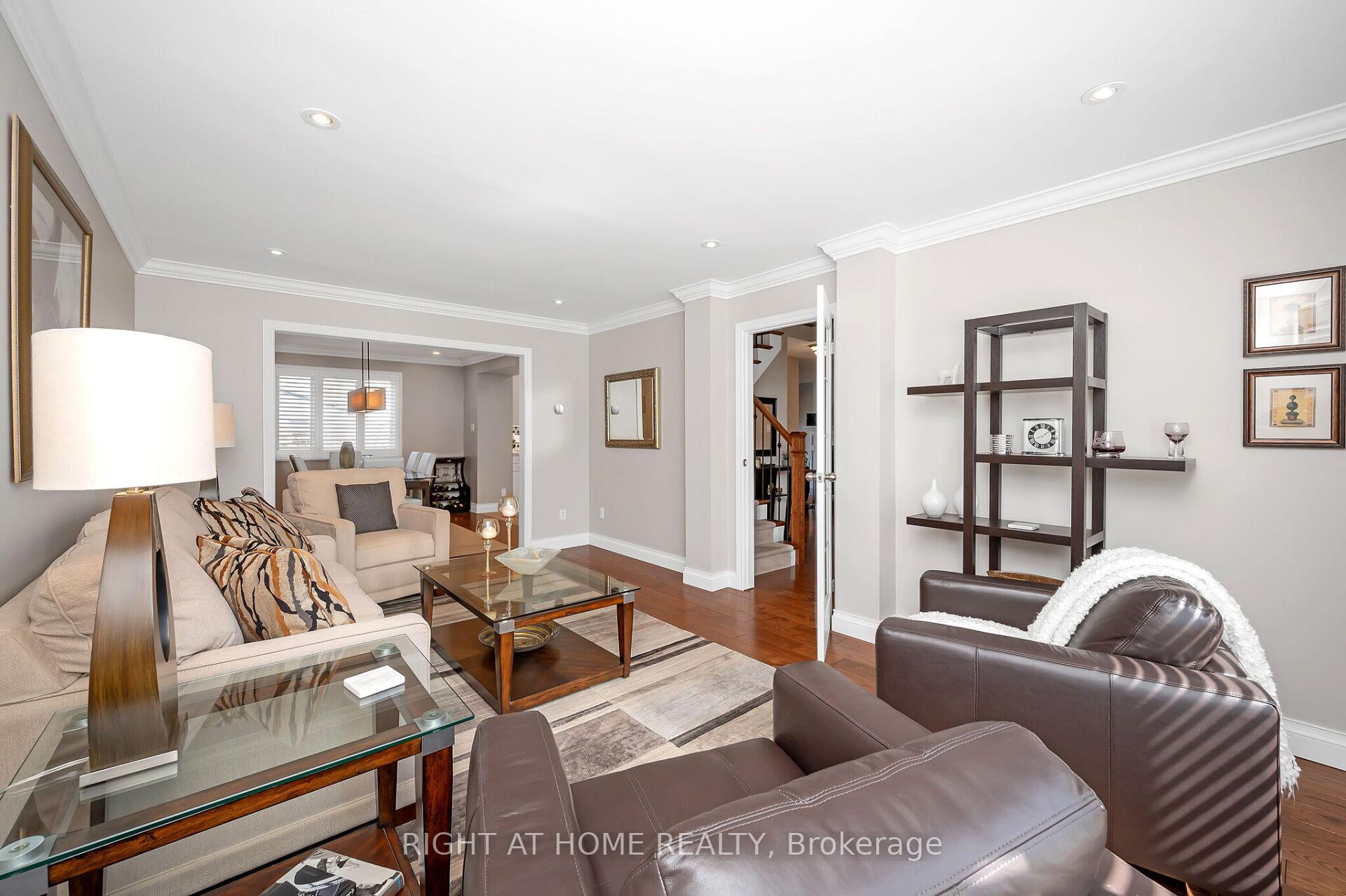 Photo 22 of 10 Riley Street, Hamilton, Waterdown — HOMEH