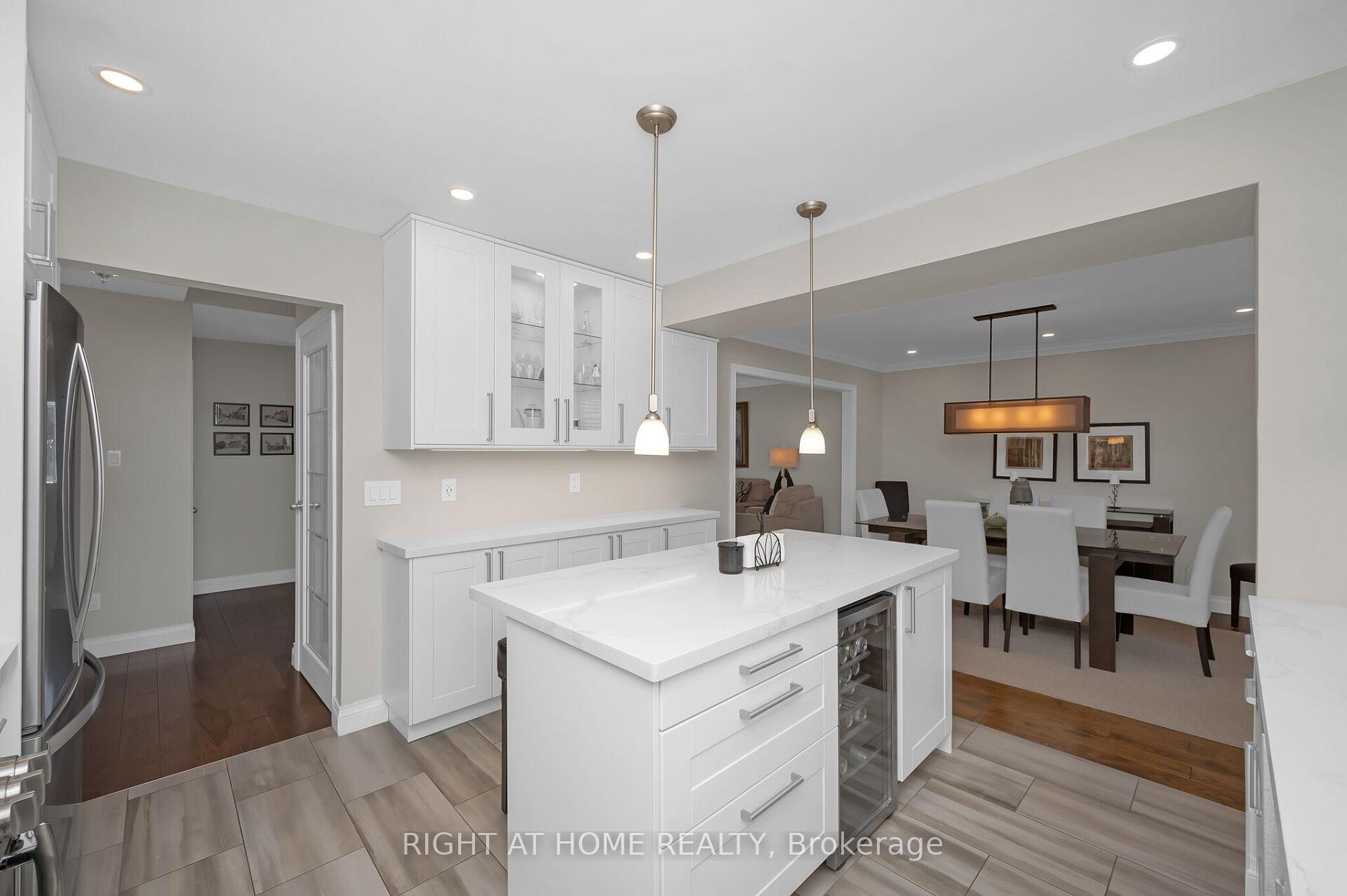 Photo 36 of 10 Riley Street, Hamilton, Waterdown — HOMEH
